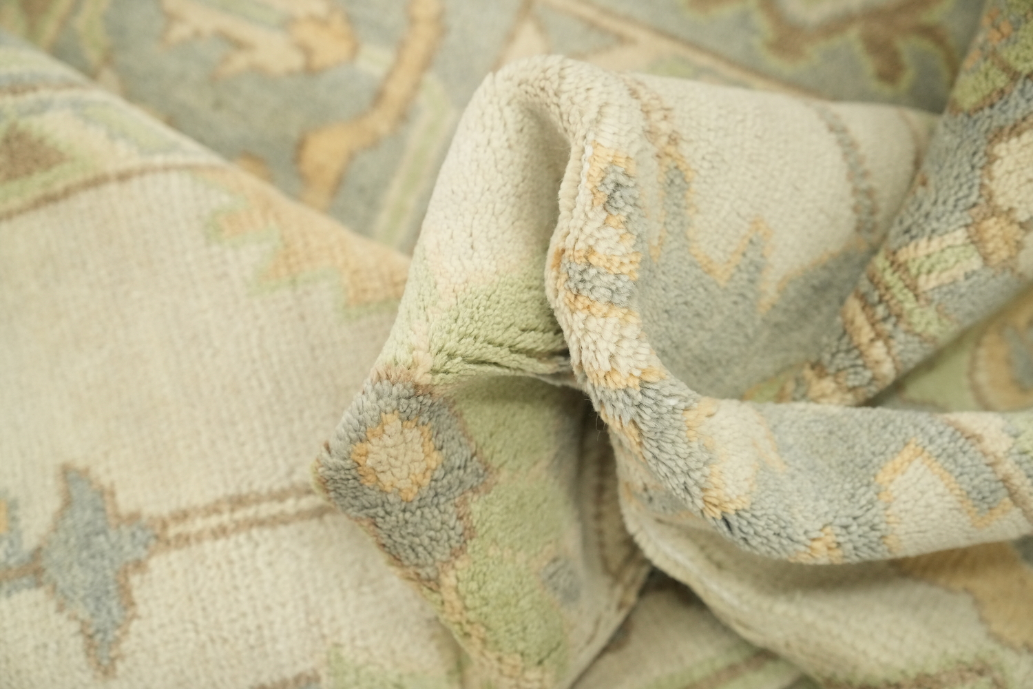 8x10 All-Over Beige and Blue Oushak Indian Rug with Soft Pastel Tones