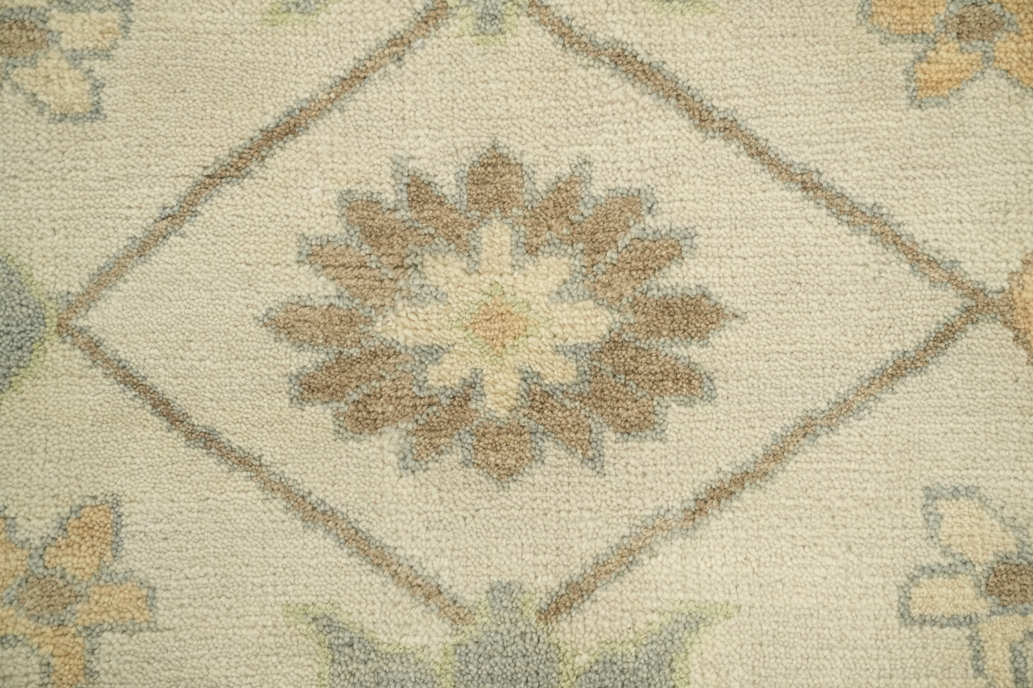 8x10 All-Over Beige and Blue Oushak Indian Rug with Soft Pastel Tones