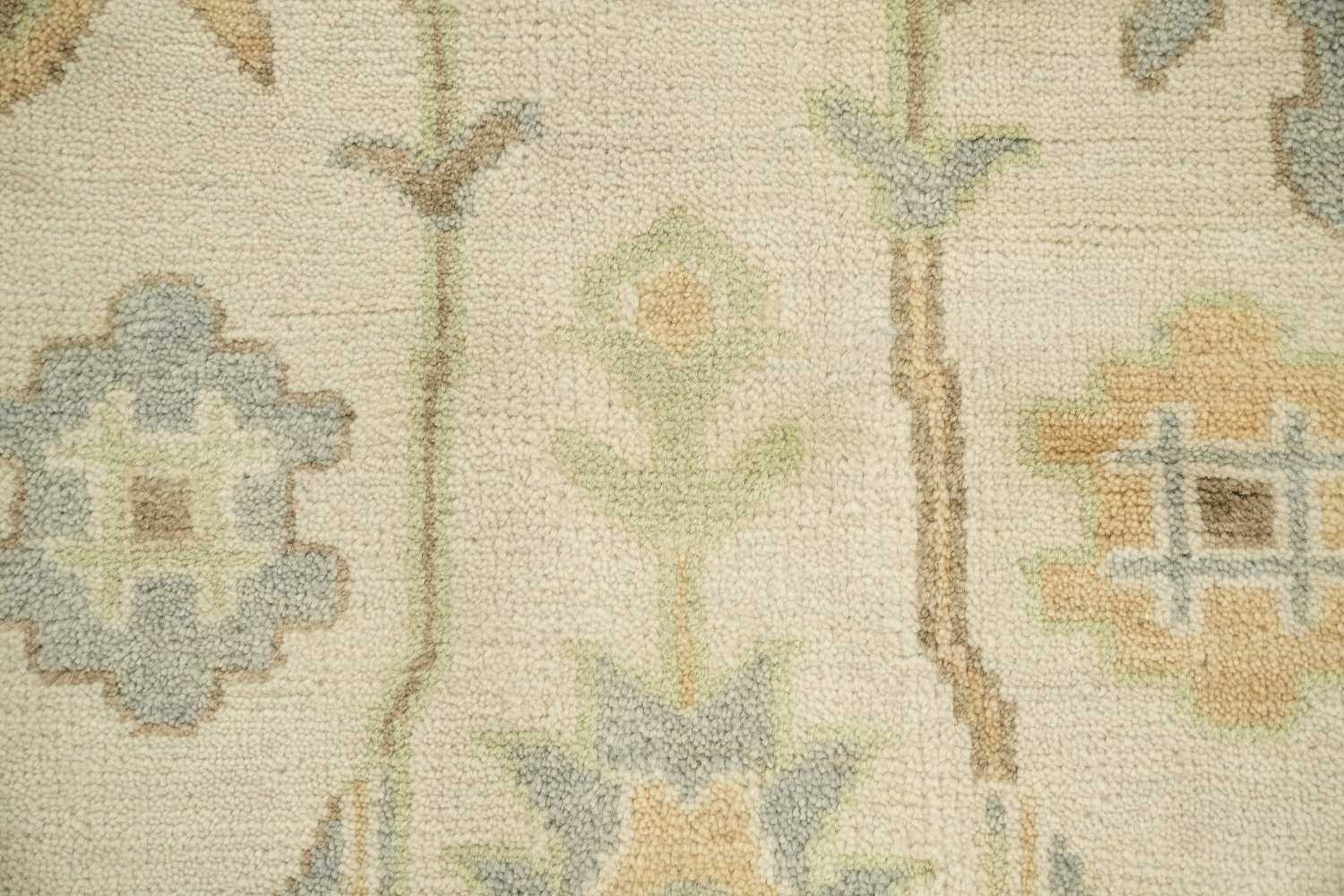 8x10 All-Over Beige and Blue Oushak Indian Rug with Soft Pastel Tones
