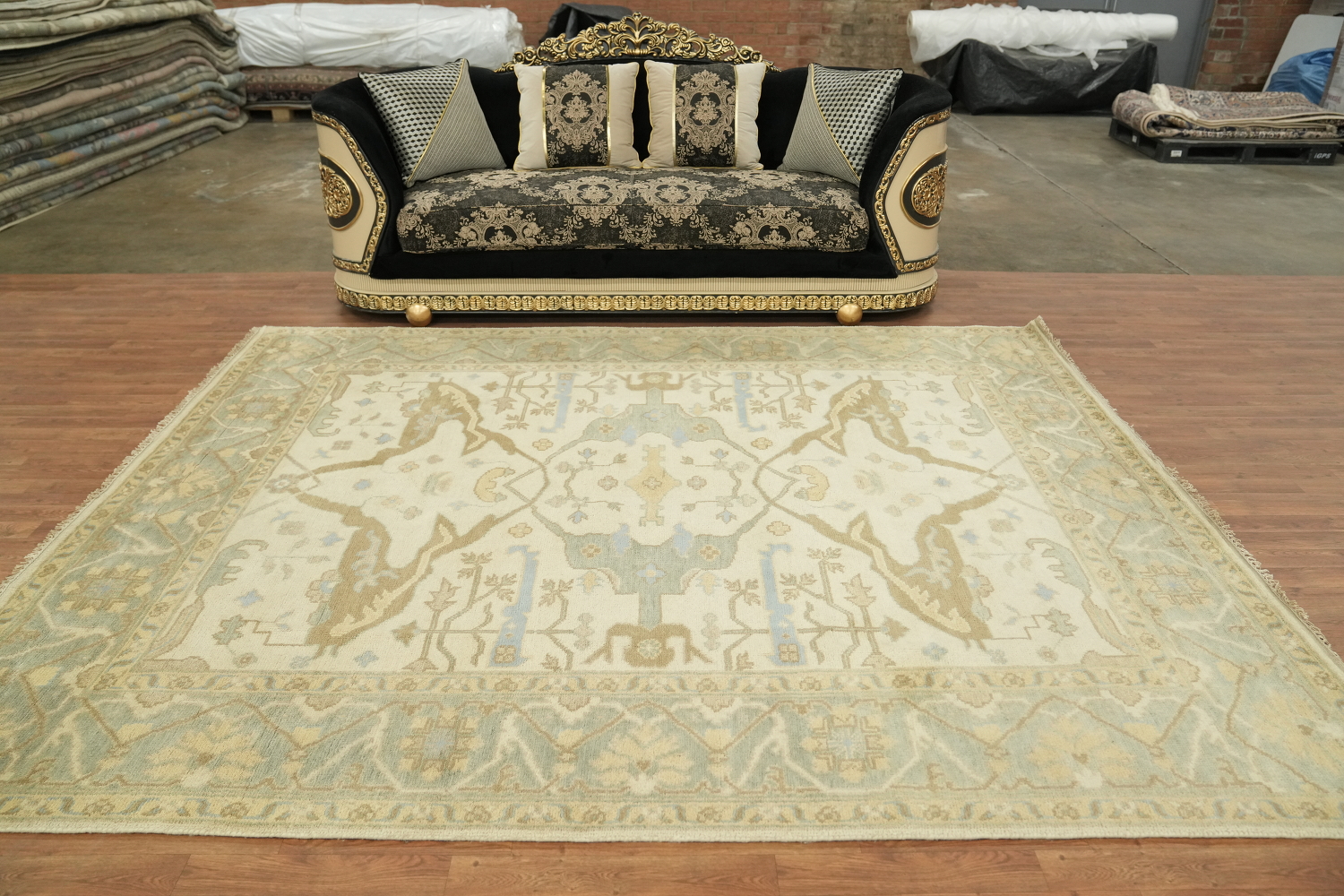 Hand-Knotted 8x10 Traditional Oushak Wool Rug - Beige & Cream