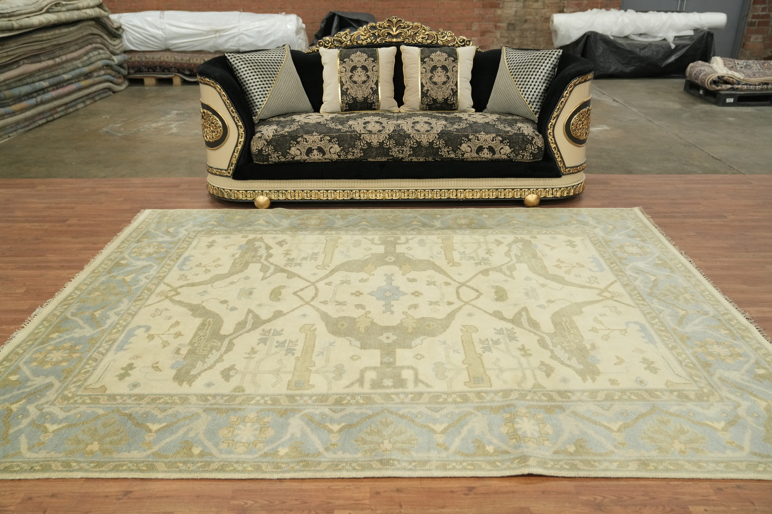8x10 Hand-Made Oushak Rug - Traditional Geometric Design in Muted Earth Tones
