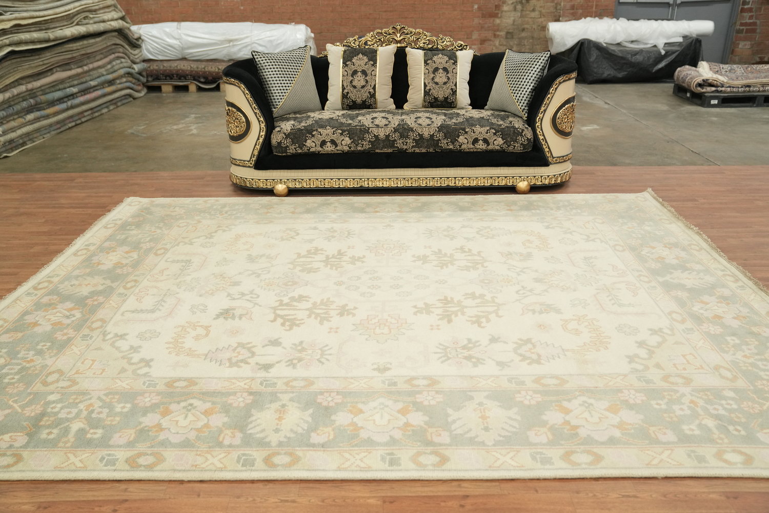 Neutral Tones All-Over Oushak Vintage-inspired Area Rug