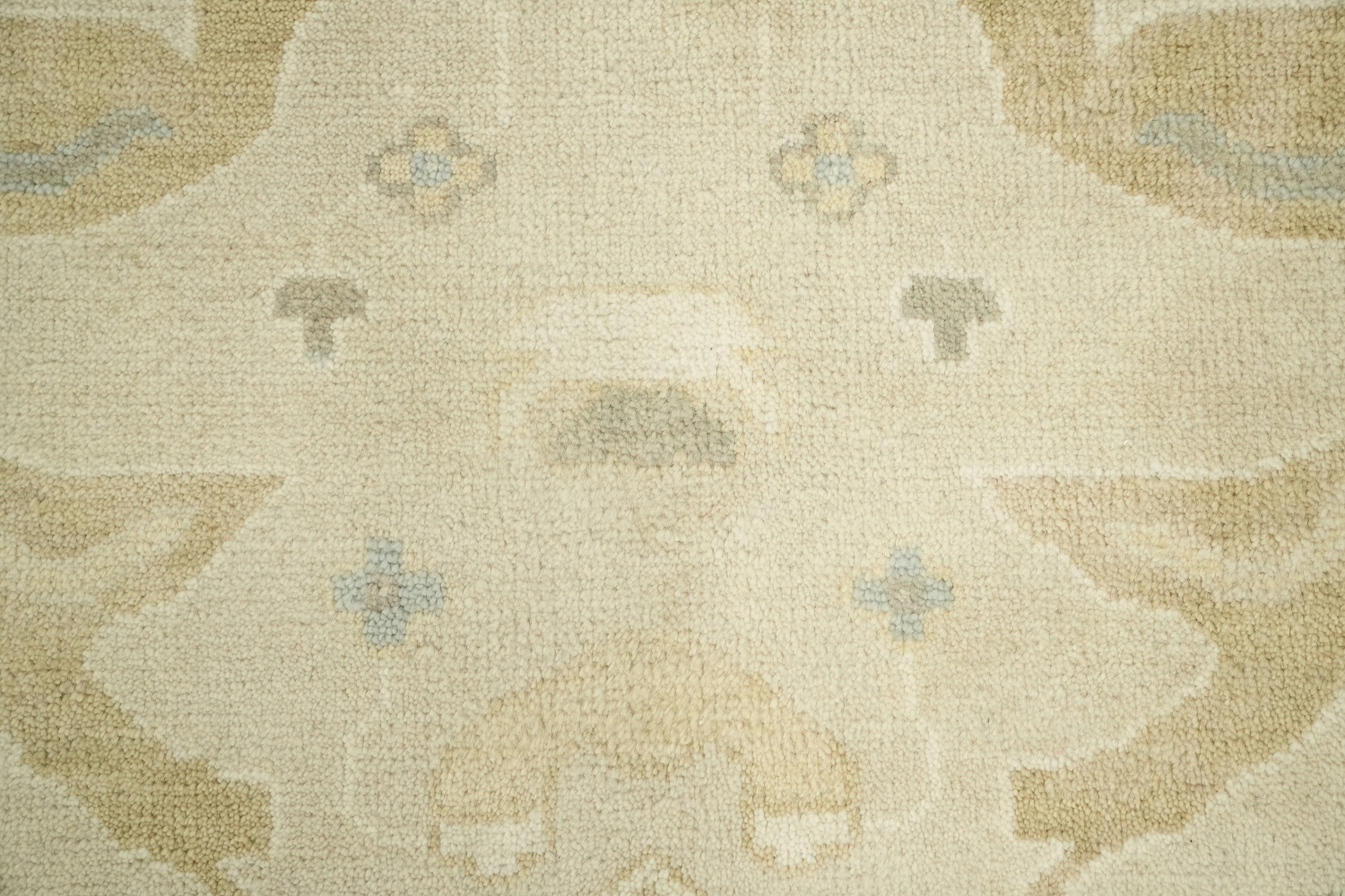 Luxurious Soft Tone Cream and Ivory Oushak Living Room Rug 9' x 12'