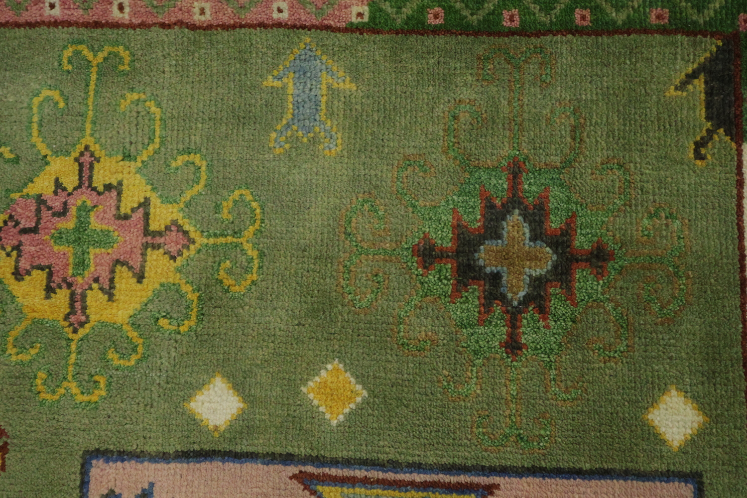 Vibrant Green Geometric Pattern Kazak Hand-Knotted Wool Rug 9' x 12'