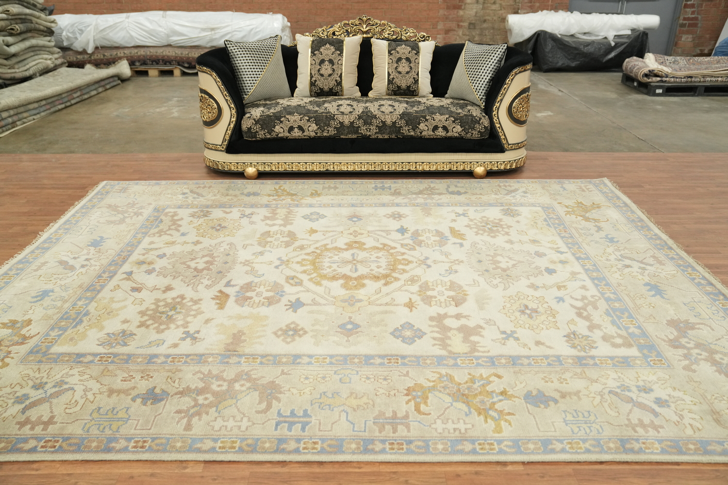 9x12 Hand-Made Oushak Rug - Traditional Geometric Design in Muted Earth Tones