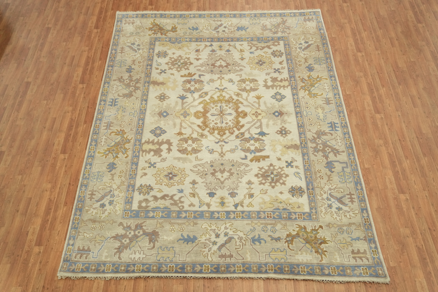 9x12 Hand-Made Oushak Rug - Traditional Geometric Design in Muted Earth Tones