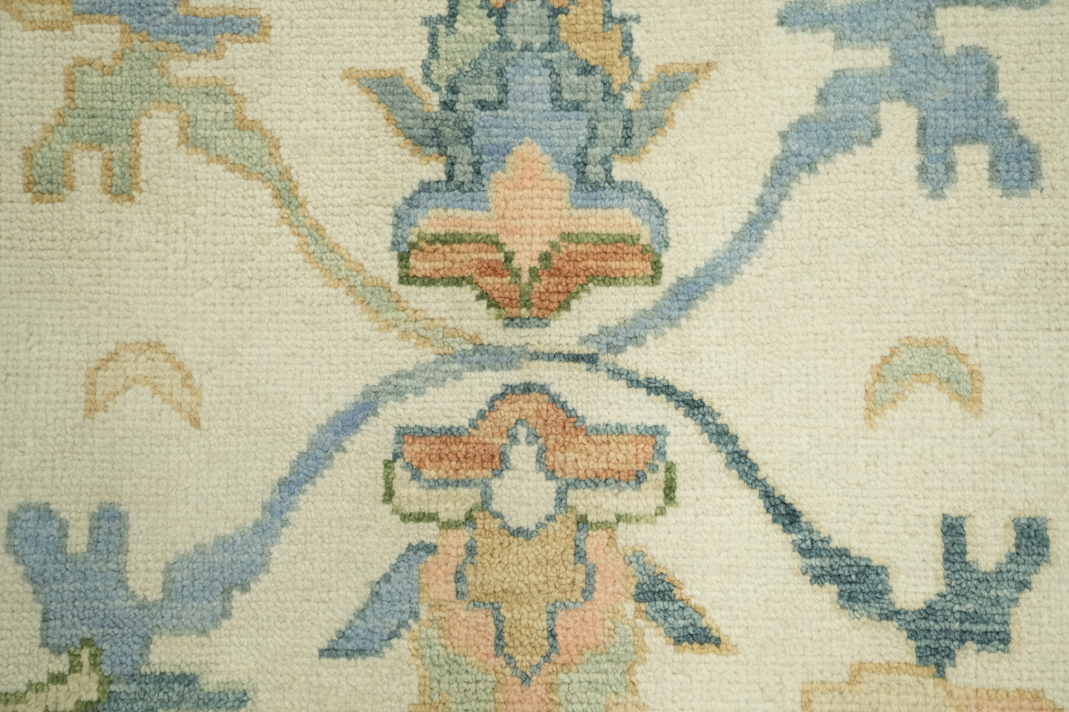 Oushak Hand-Knotted Wool Rug - Traditional 8x10 Area Rug