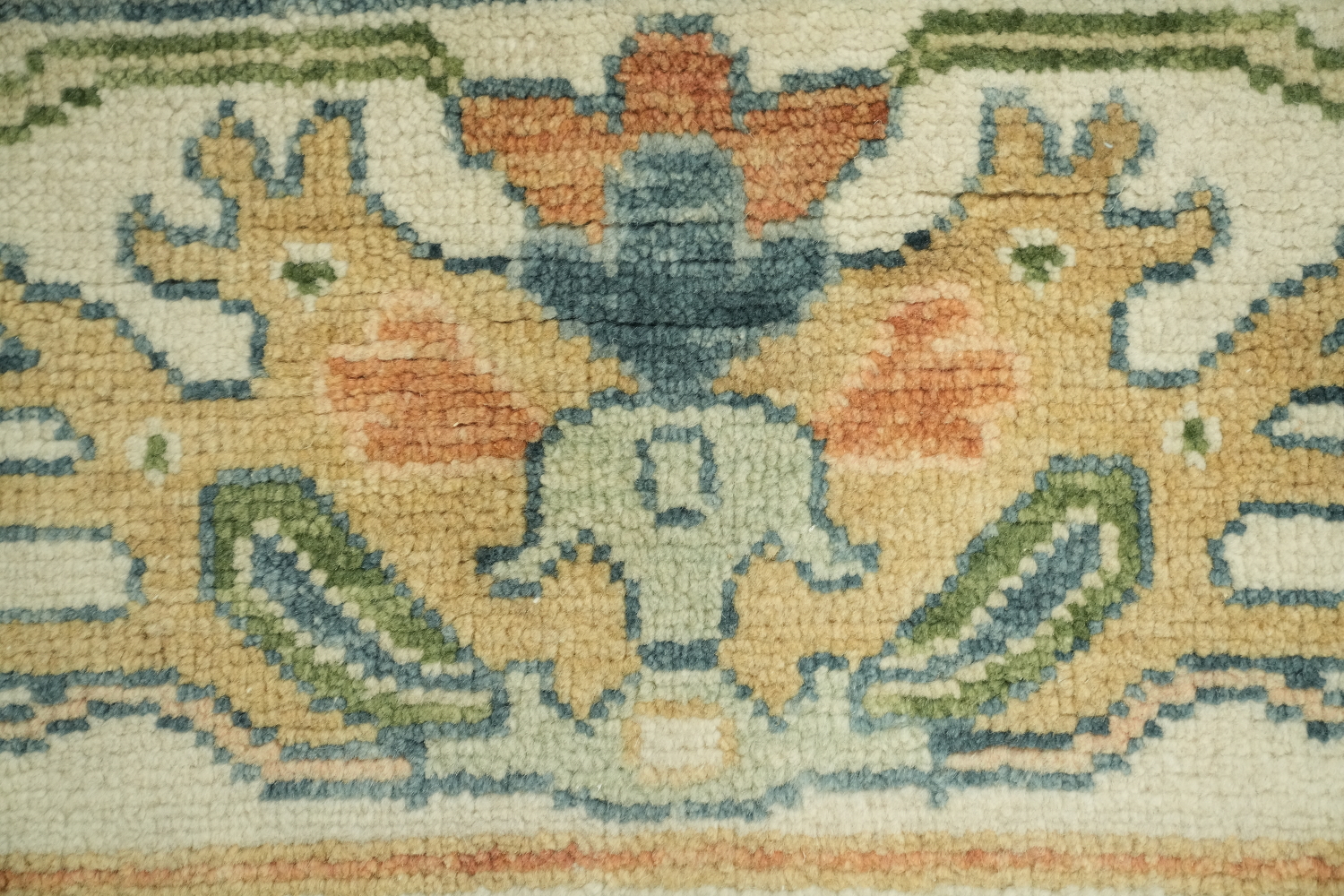 Oushak Hand-Knotted Wool Rug - Traditional 8x10 Area Rug