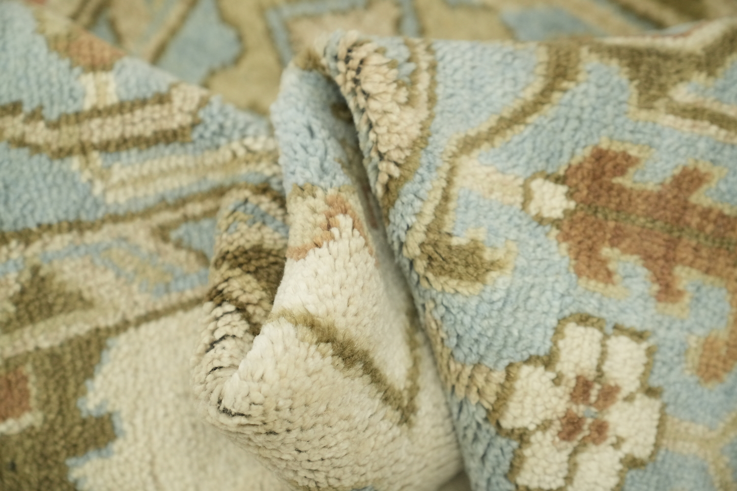 Oushak Hand-Knotted Wool Rug - Traditional 8x10 Cream and Blue