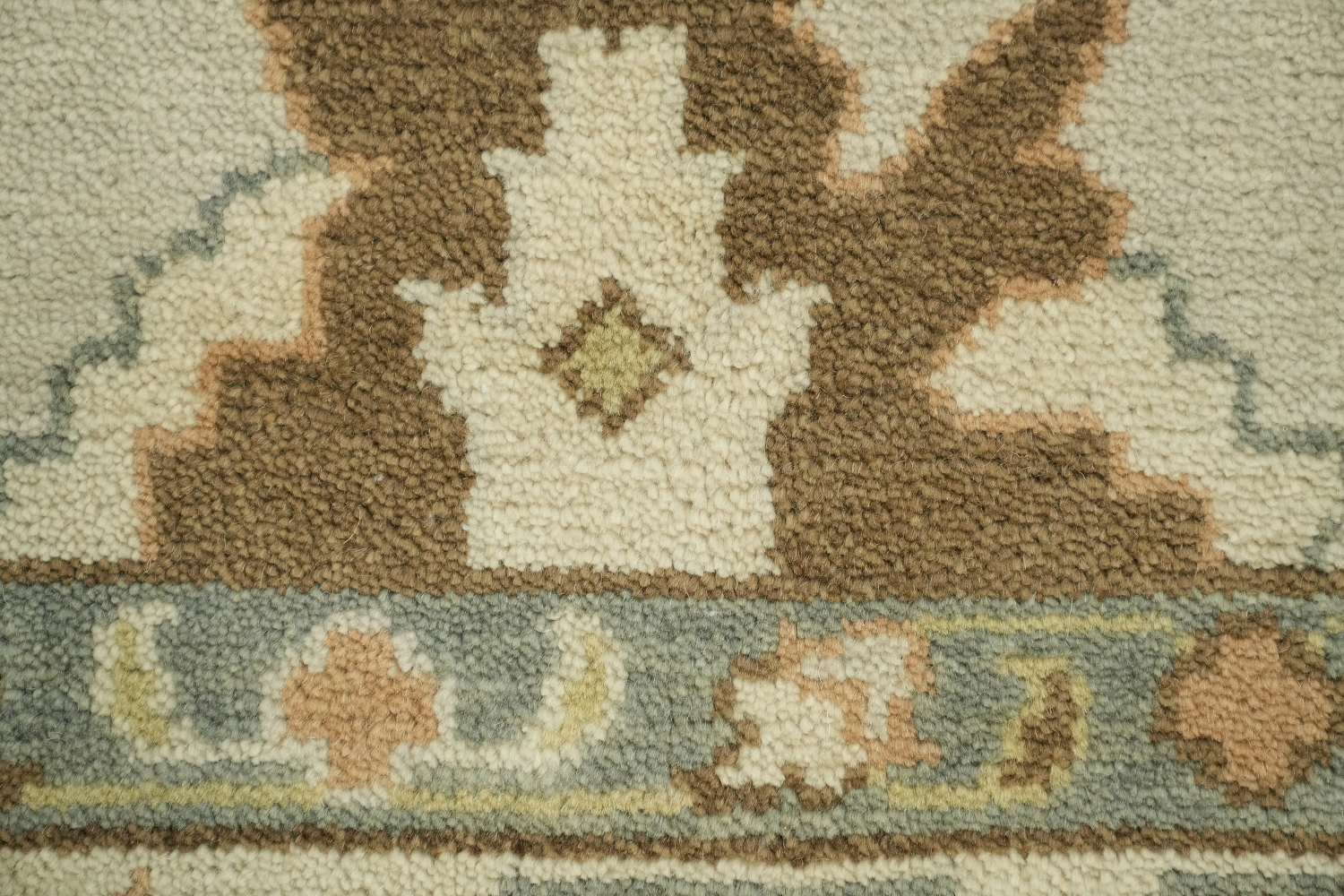 9x12 Luxurious Oushak Oriental Beige and Light Blue Rug with Classic Motifs