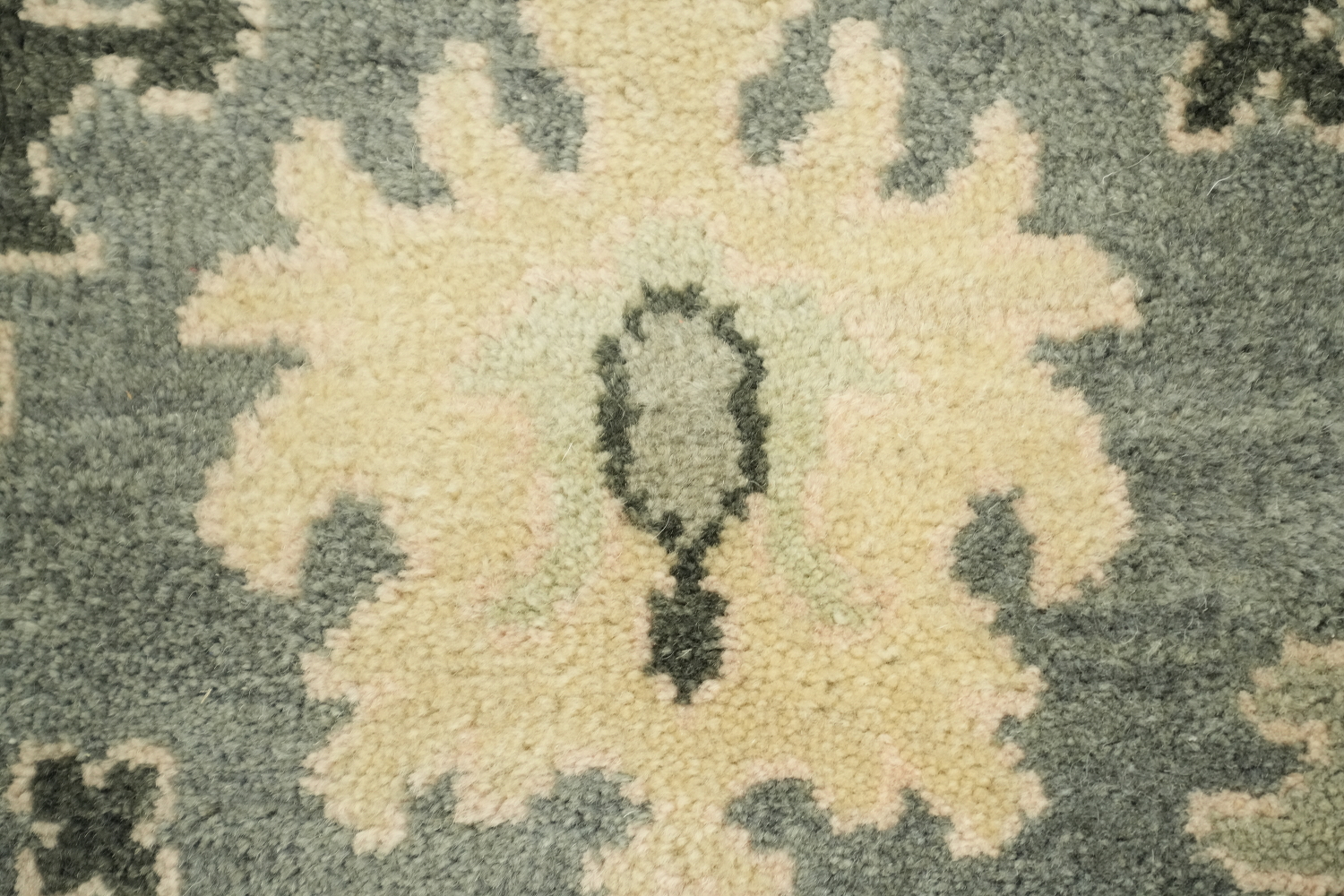 Elegant Blue and Beige Oushak Hand-Knotted Wool Living Room Rug 9'x12'