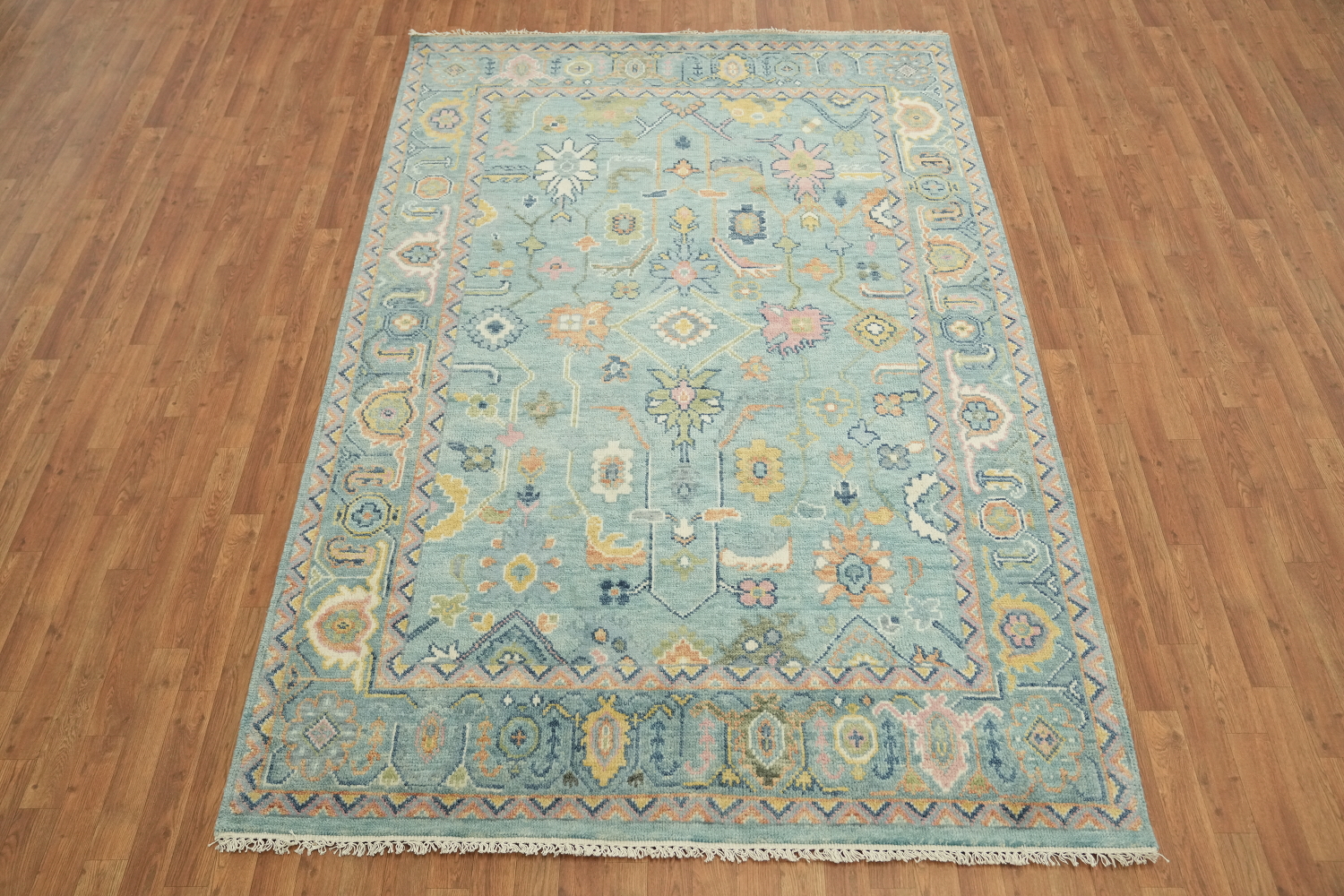 Luxurious 6'x9' Hand-Knotted Oushak Area Rug with Soft Floral Design in Blue
