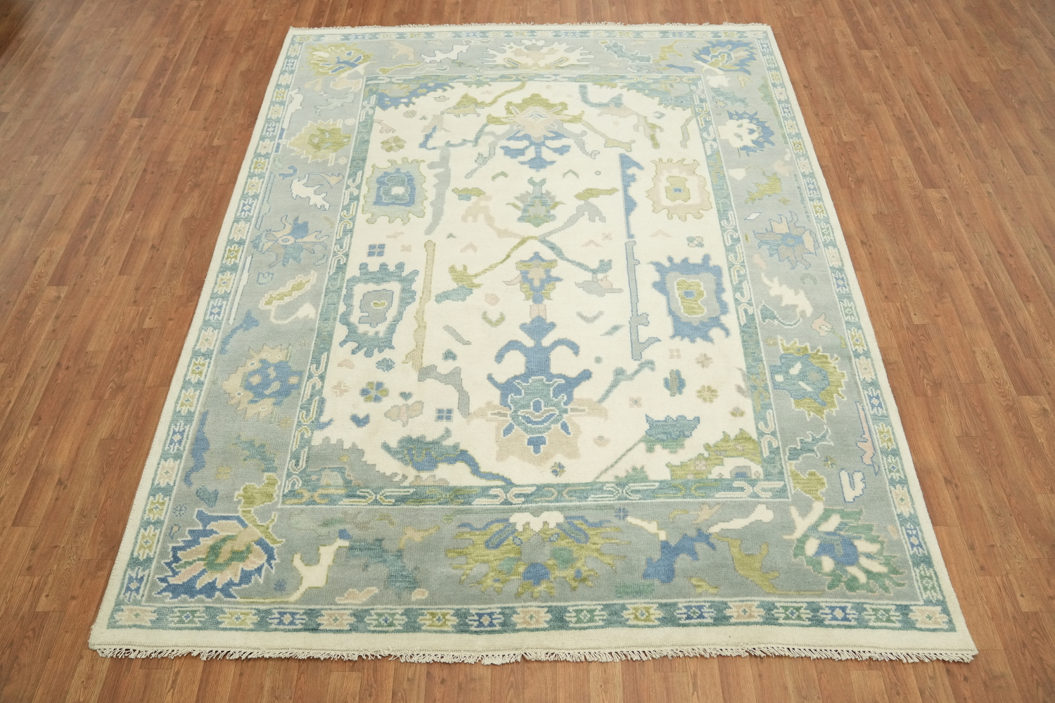 8x10 White and Aqua Blue Traditional Oushak Hand-Knotted Wool Area Rug 8x10