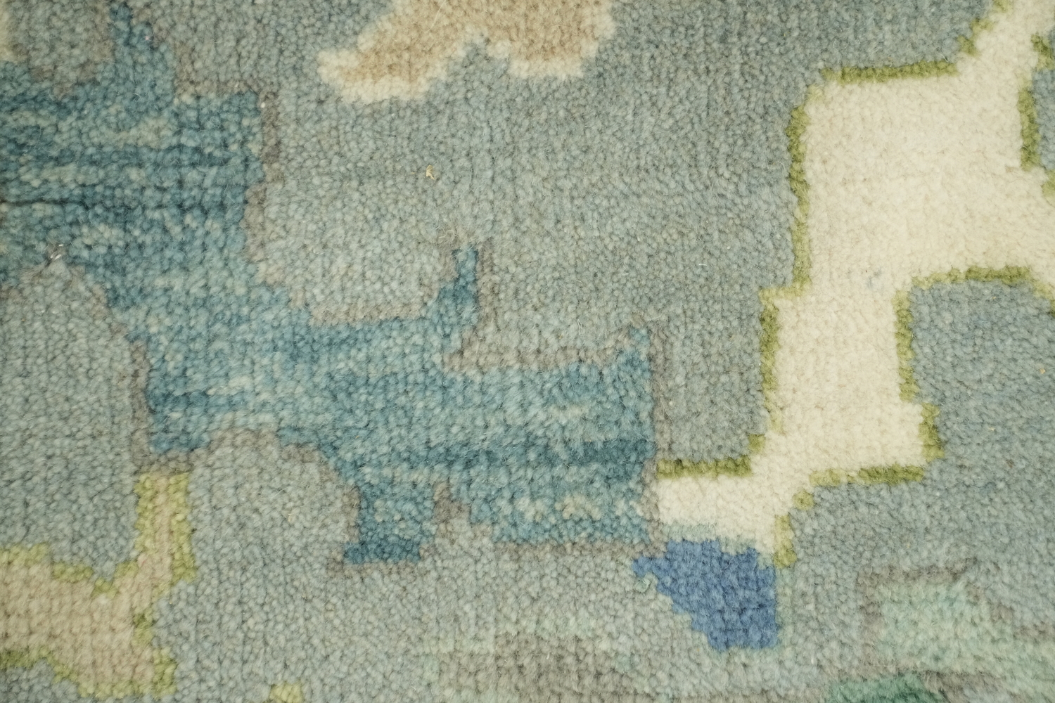 8x10 White and Aqua Blue Traditional Oushak Hand-Knotted Wool Area Rug 8x10