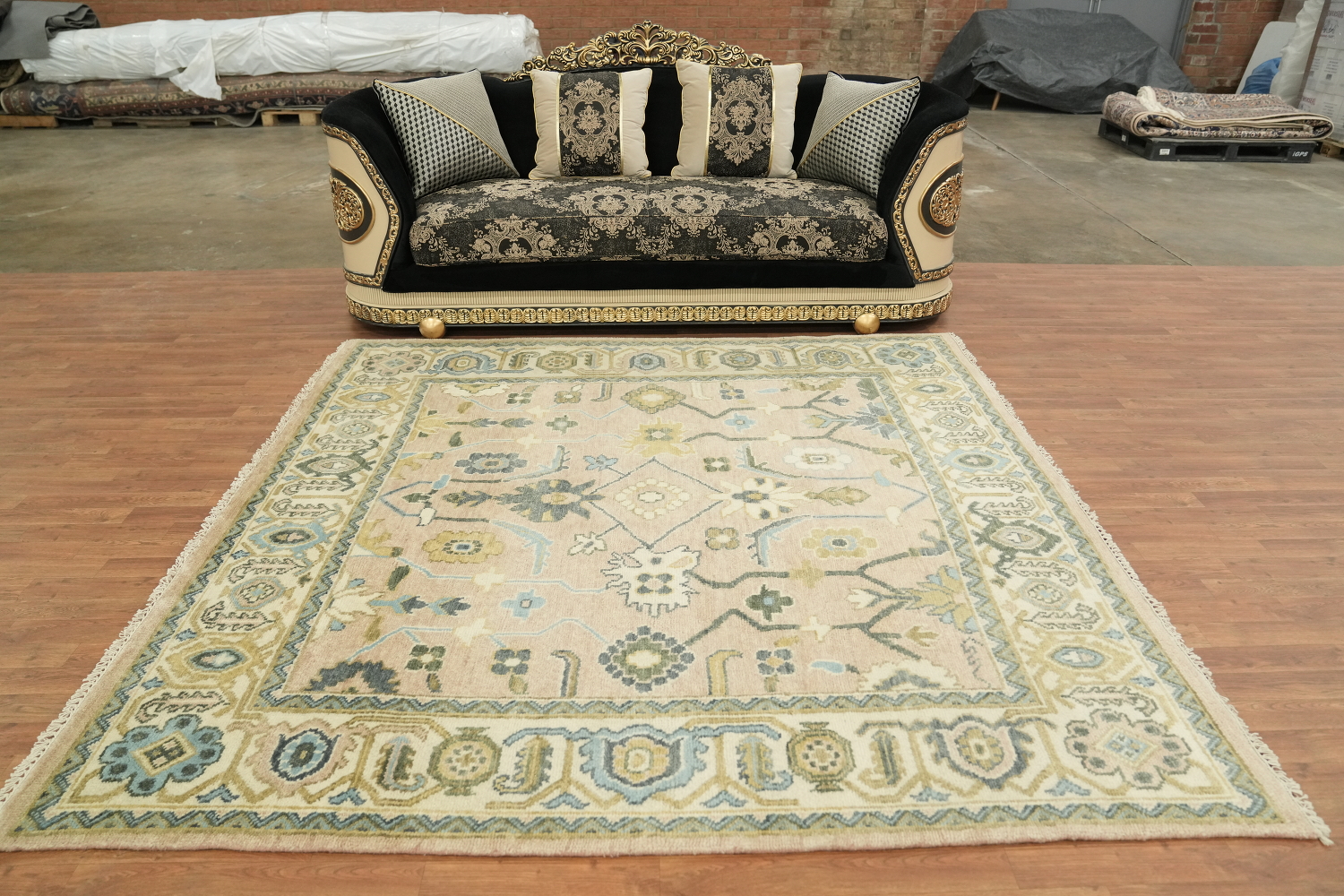 8'x8' Square Pale Pink Traditional Oushak Hand-Knotted Wool Rug