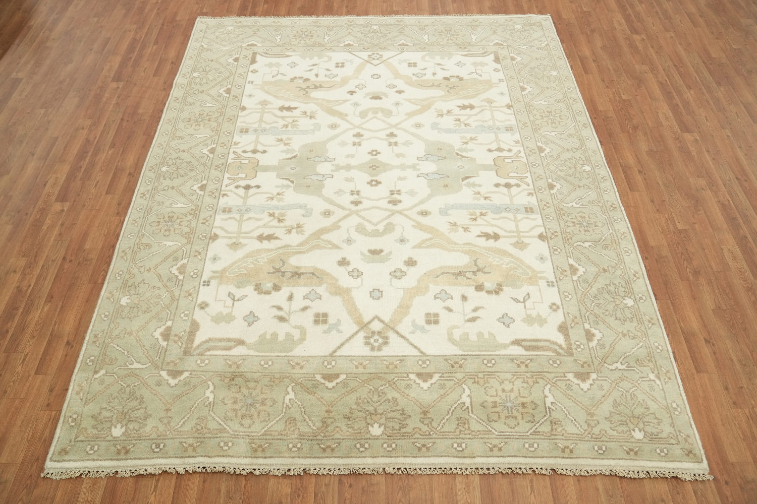 8'x10' White and Sage Green Turkish-Style Rug in Subtle Earthy Hues
