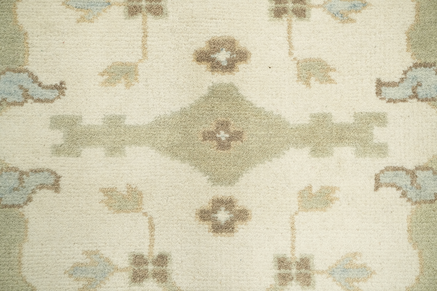 8'x10' White and Sage Green Turkish-Style Rug in Subtle Earthy Hues