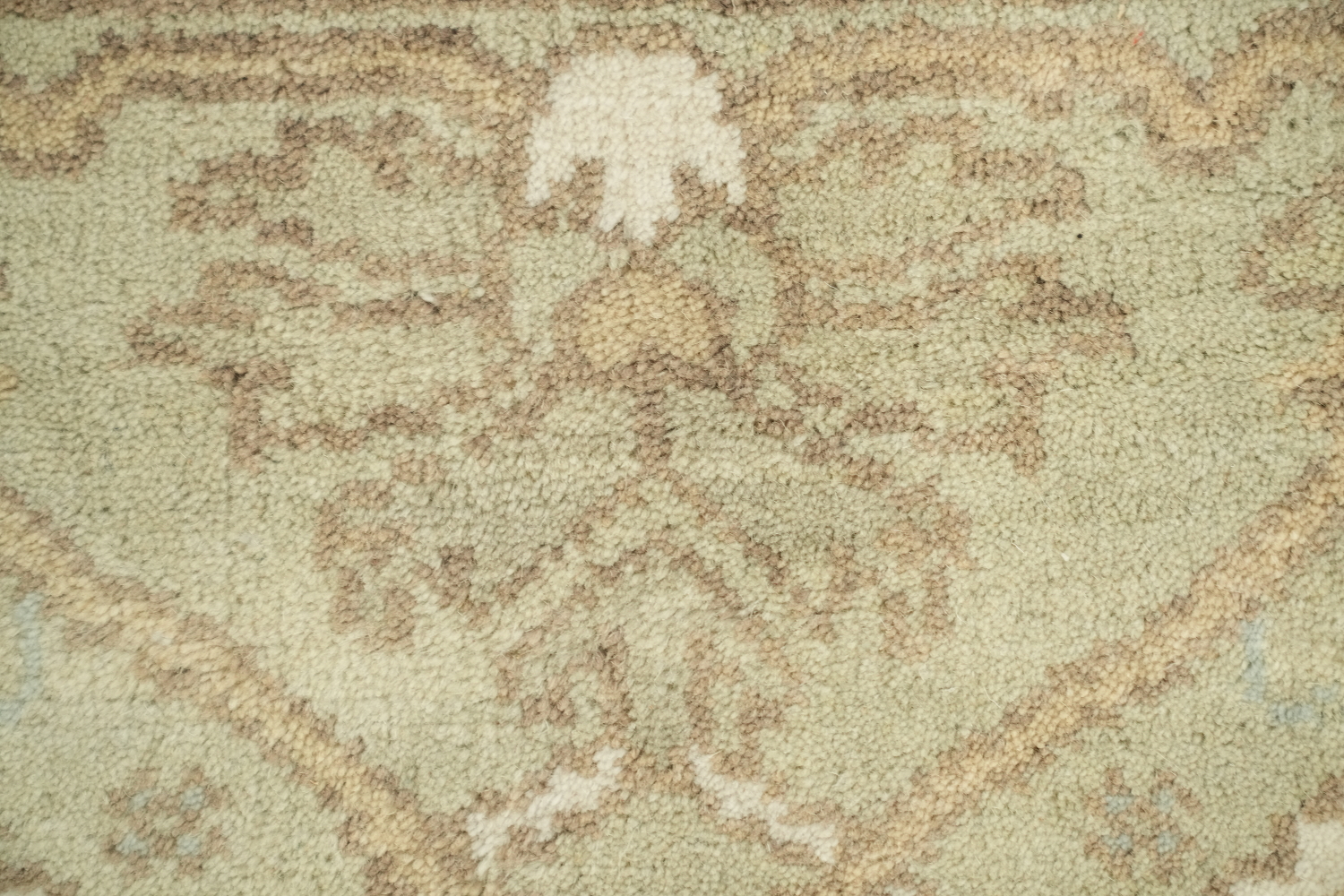 8'x10' White and Sage Green Turkish-Style Rug in Subtle Earthy Hues