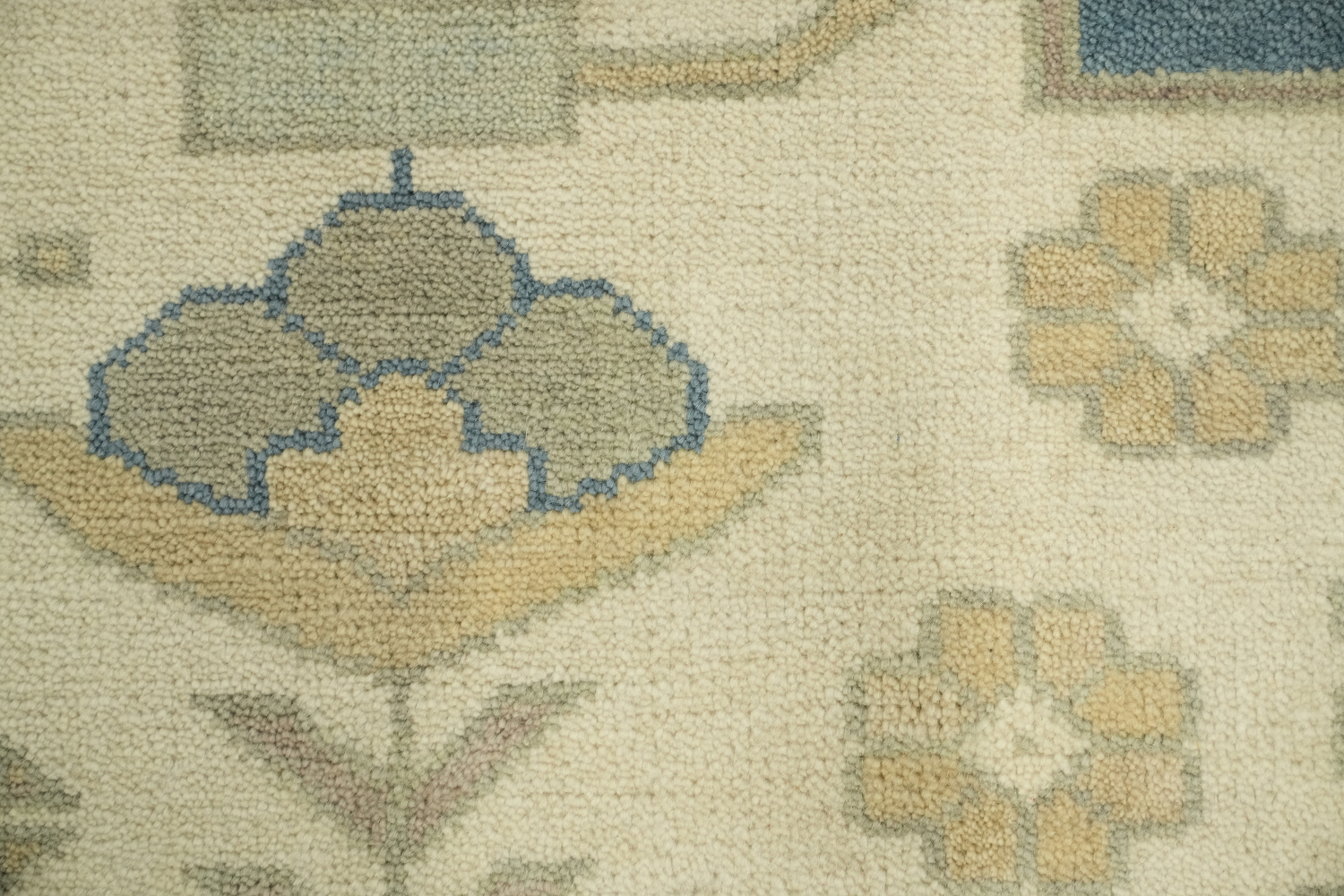 Elegant Geometric Turkish Inspired Oushak Rug in Soft Blue and Cream Tones 8x10