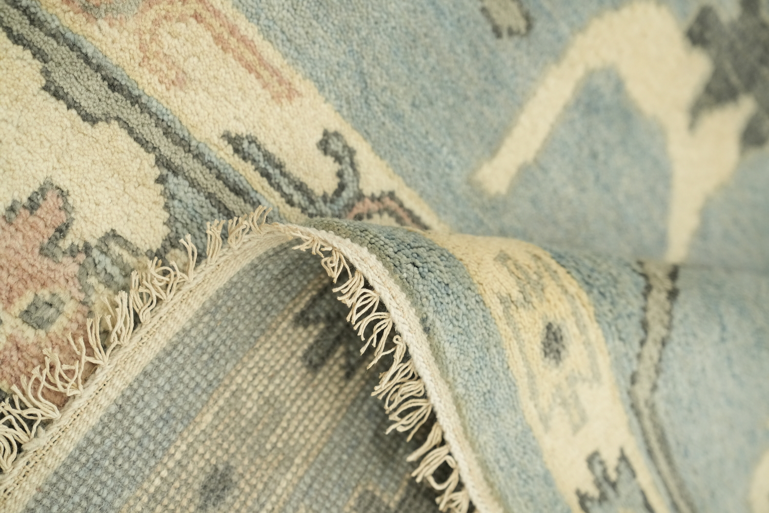 Luxurious Living: Artful Blue Medallion Oushak Wool Rug for Elegant Spaces 9x12