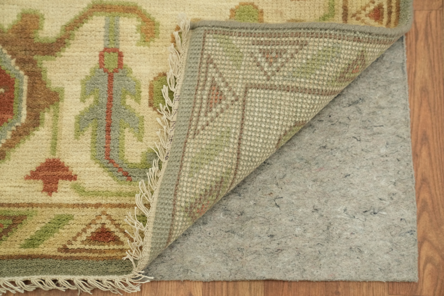 Classic Hand-Knotted Oushak Rug with Warm Earth Tone Colors 9x12