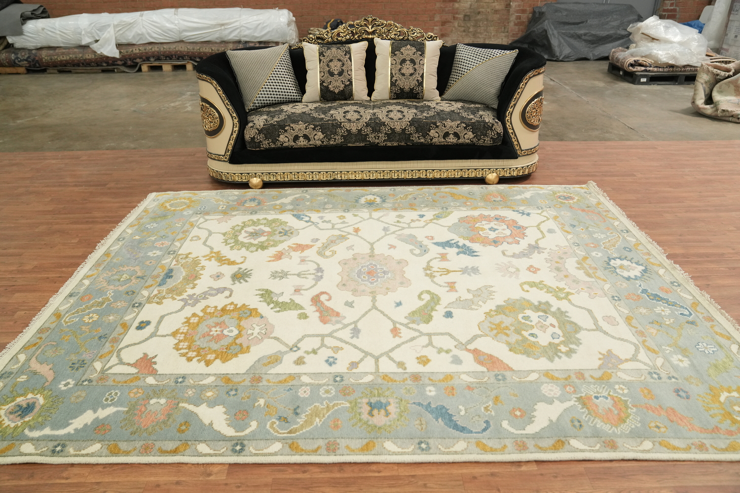 Elegant Pastel Color Oushak Hand-Knotted Indian Rug 8'x10'