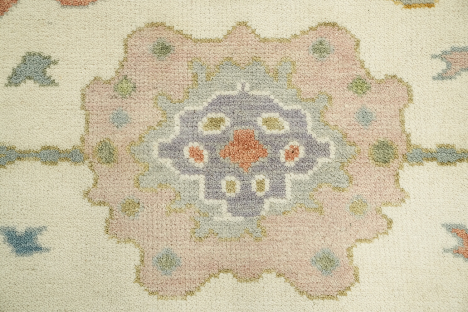 Elegant Pastel Color Oushak Hand-Knotted Indian Rug 8'x10'