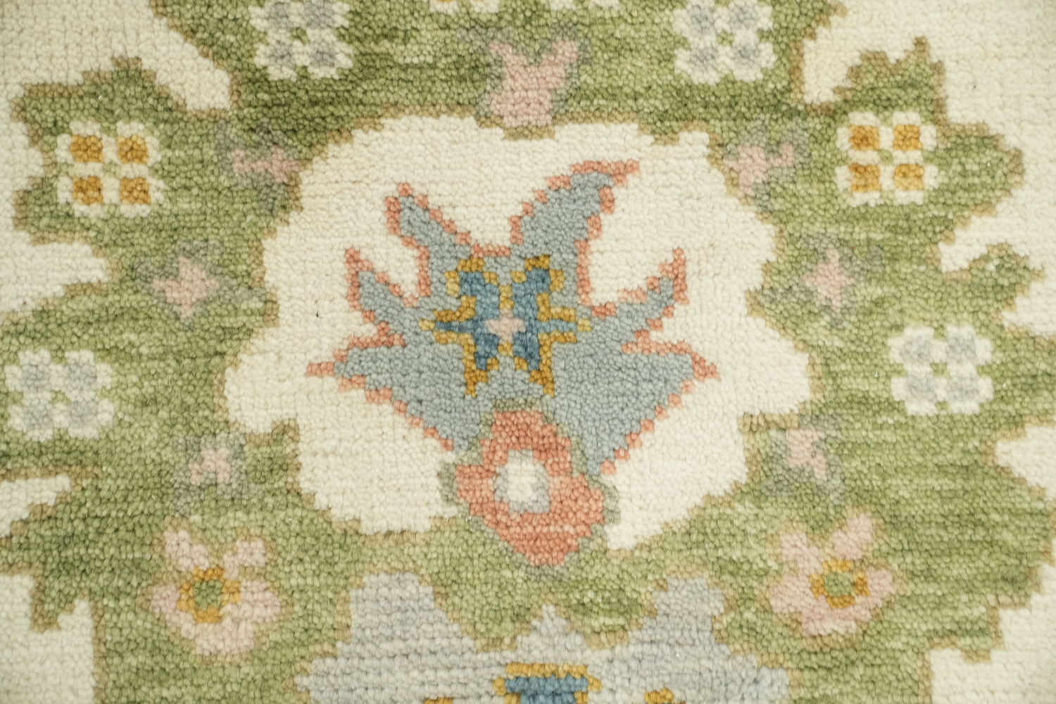 Elegant Pastel Color Oushak Hand-Knotted Indian Rug 8'x10'