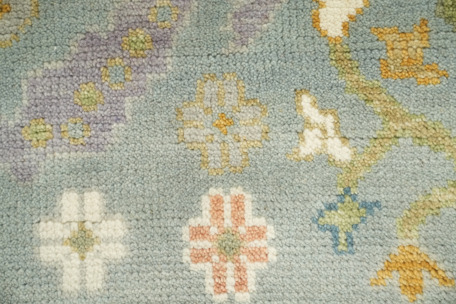 Elegant Pastel Color Oushak Hand-Knotted Indian Rug 8'x10'