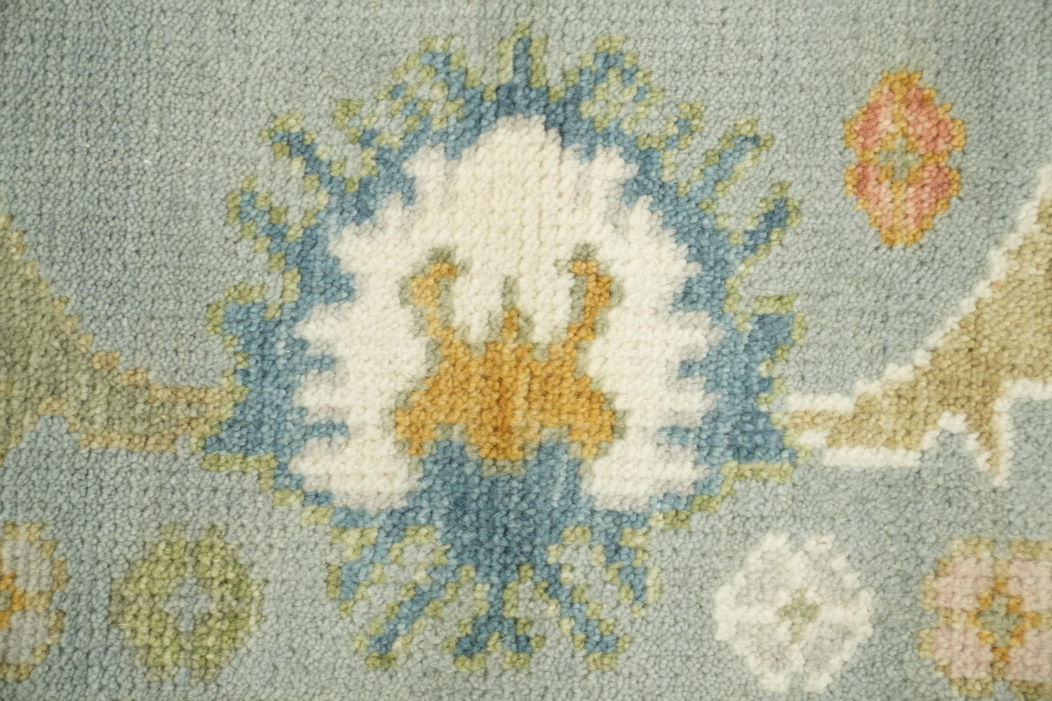 Elegant Pastel Color Oushak Hand-Knotted Indian Rug 8'x10'
