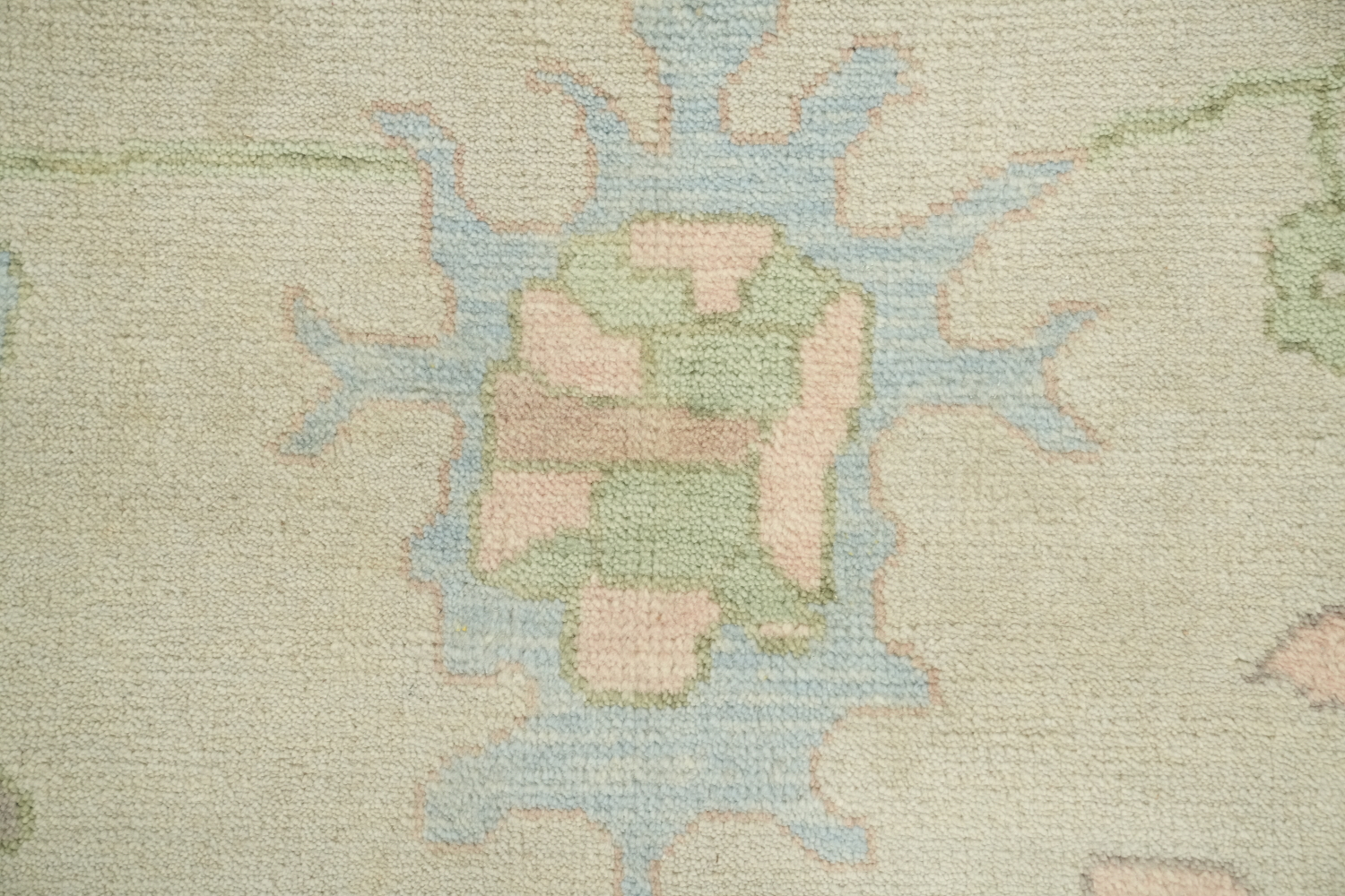9'x12' Traditional Light Green Oushak Hand-Knotted Living Room Rug