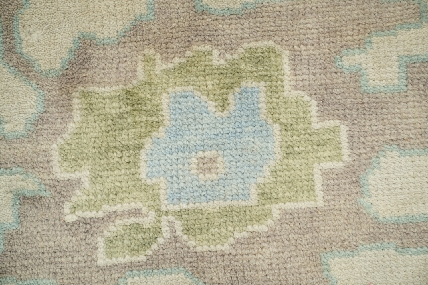 9'x12' Traditional Light Green Oushak Hand-Knotted Living Room Rug