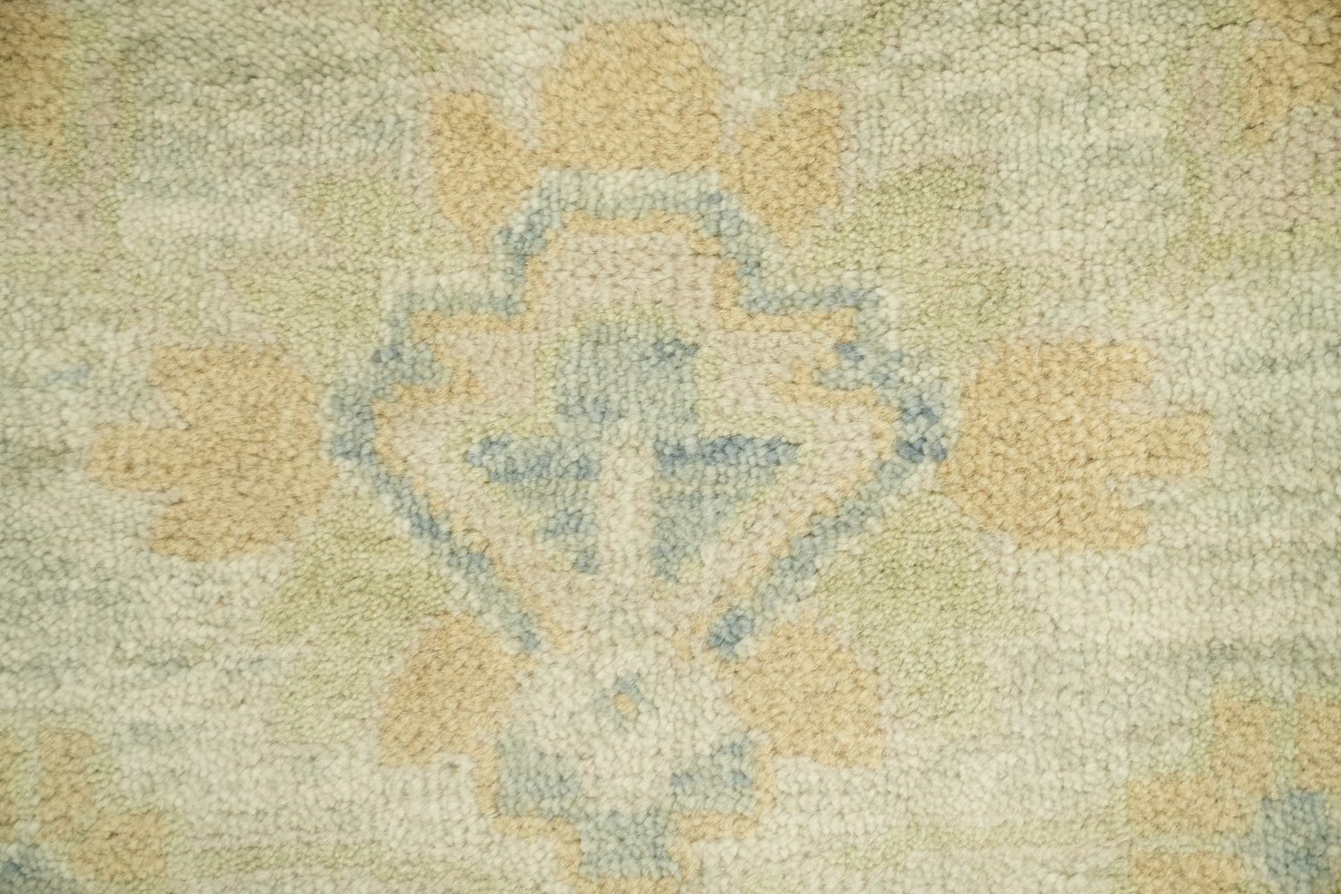 9'x12' Classic Oushak Traditional Rug with Subtle Floral Patterns in Pastel Hues