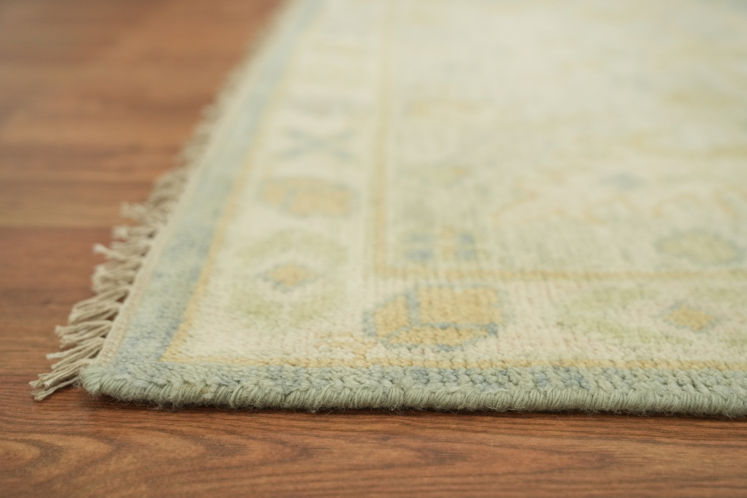 9'x12' Classic Oushak Traditional Rug with Subtle Floral Patterns in Pastel Hues