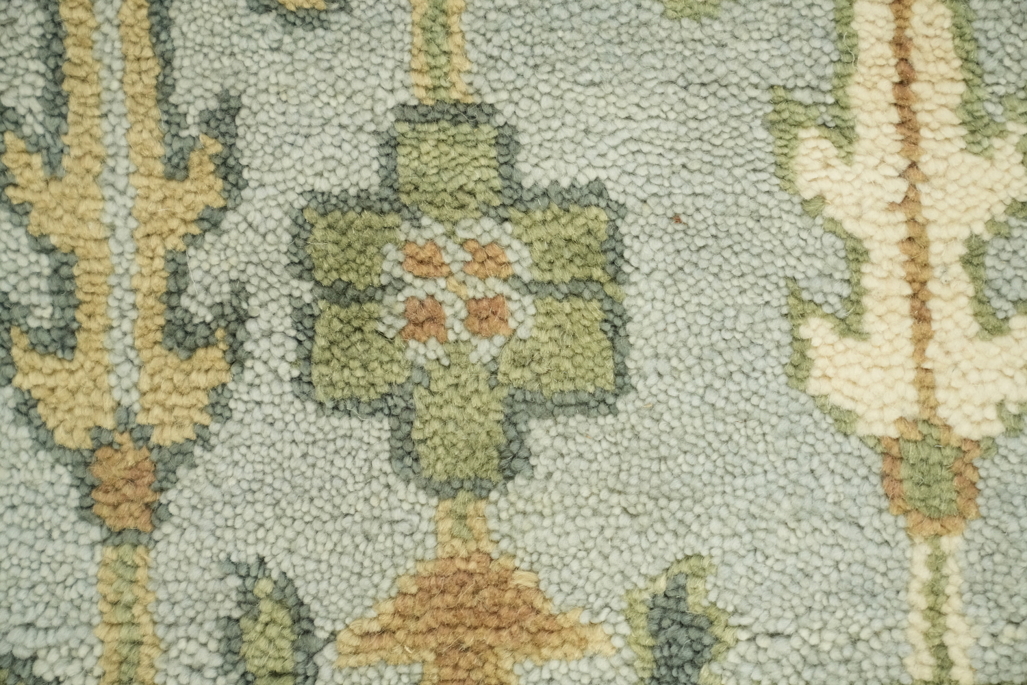 Classic Ivory and Blue Rug with Traditional Floral Motifs 9'x12'