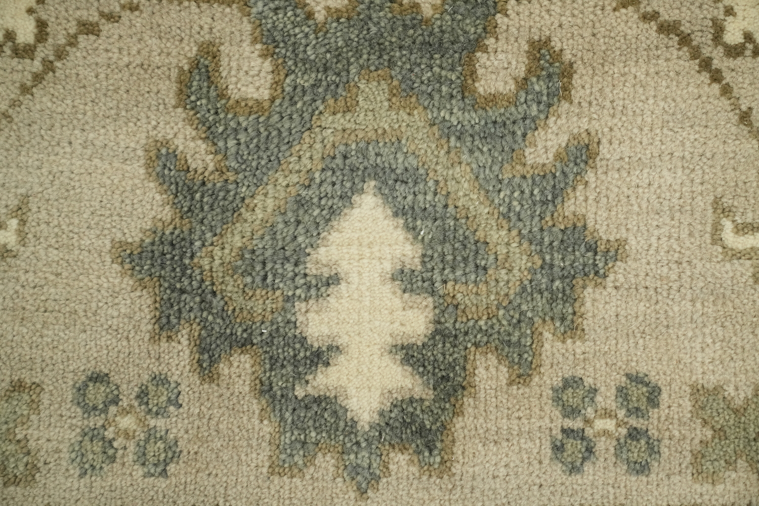 9'x12' Traditional Sage Green Oushak Hand-Knotted Living Room Rug