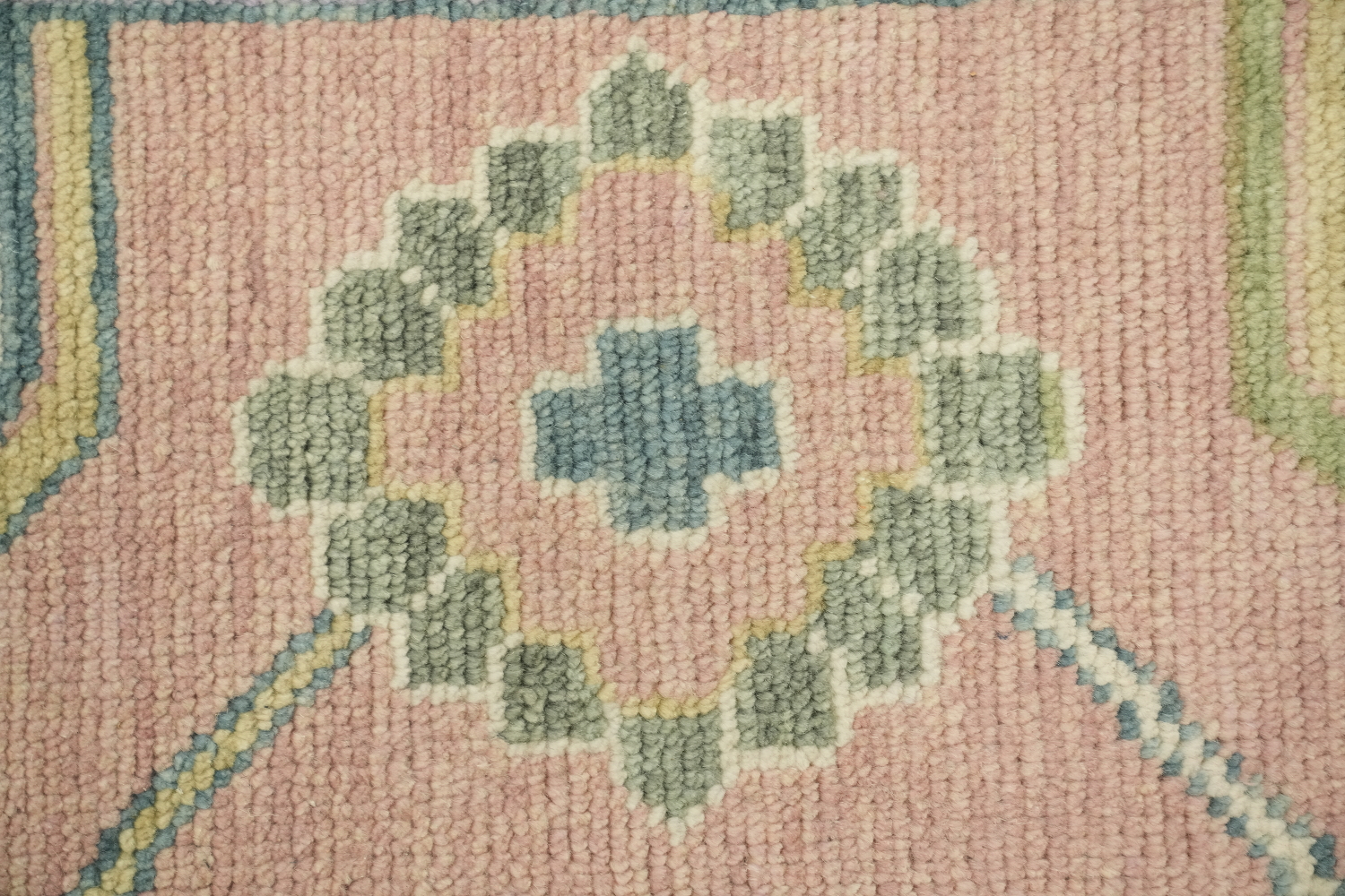 9'x12' Pastel-Toned Pink Oushak Traditional Hand-Knotted Wool Large Rug
