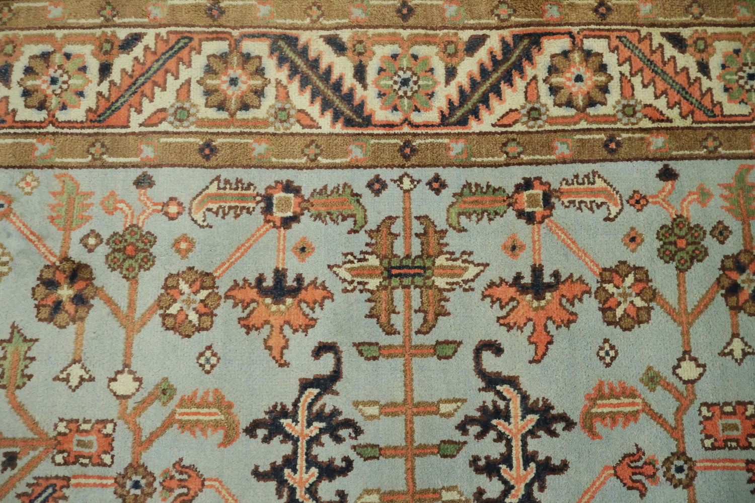 Luxurious Traditional Light Blue Ziegler Area Rug 8x10 ft