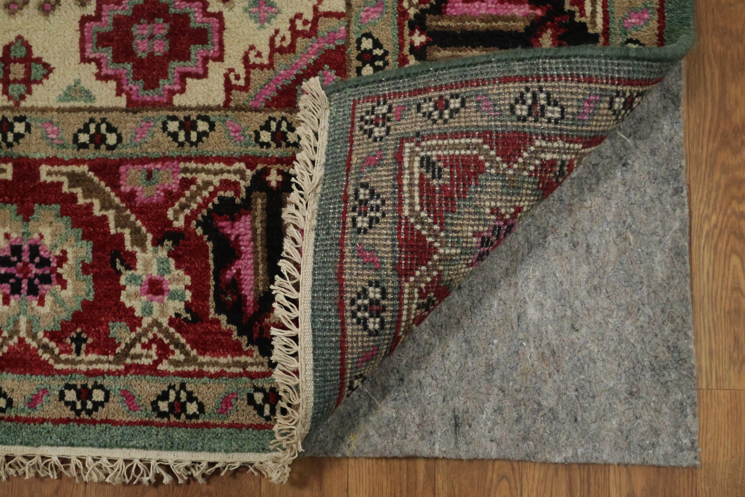 Elegant Turquoise and Coral Viss Indian Area Rug 6'x9'