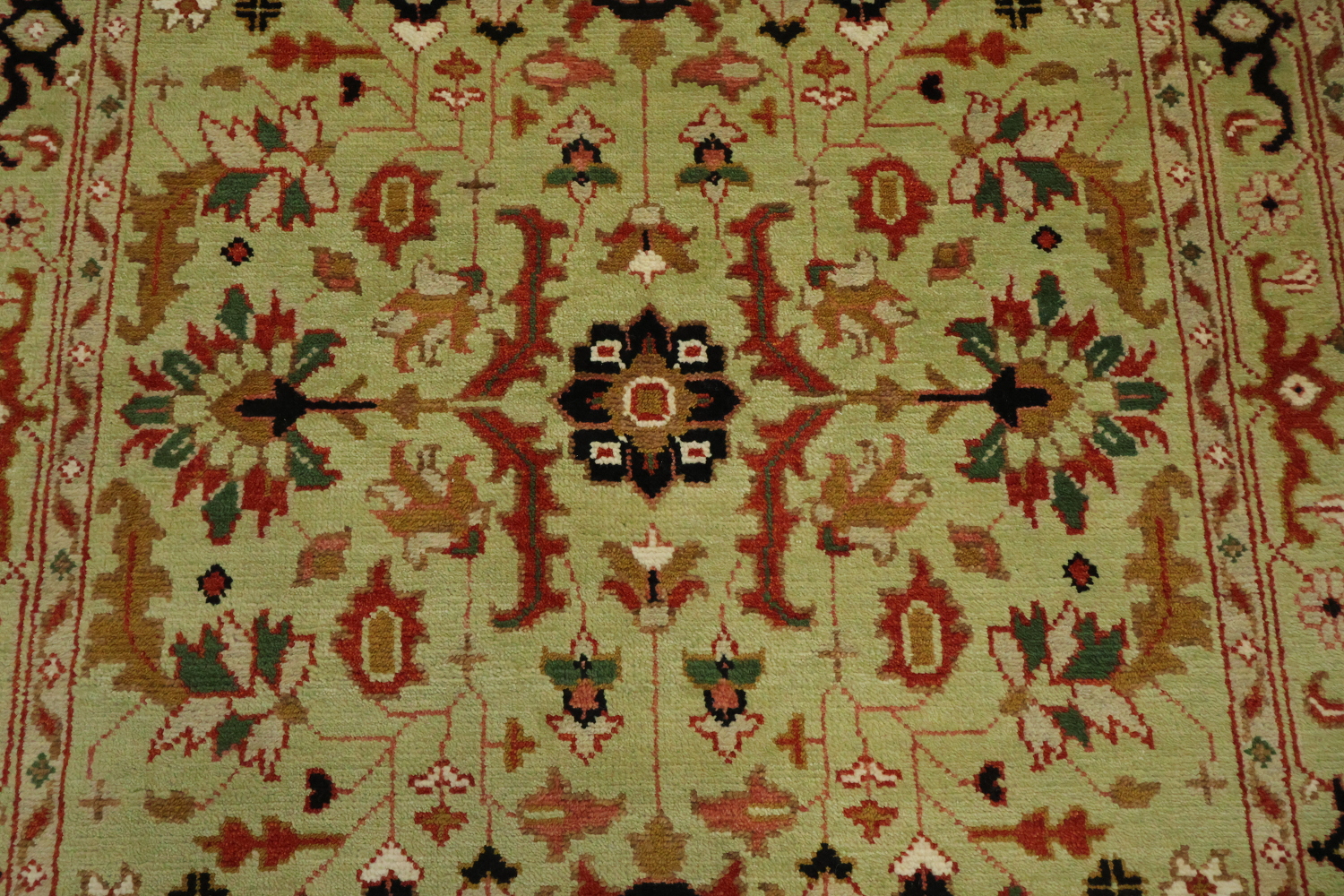 Green All-Over Ziegler Hand-Knotted Wool Area Rug 5'x8'