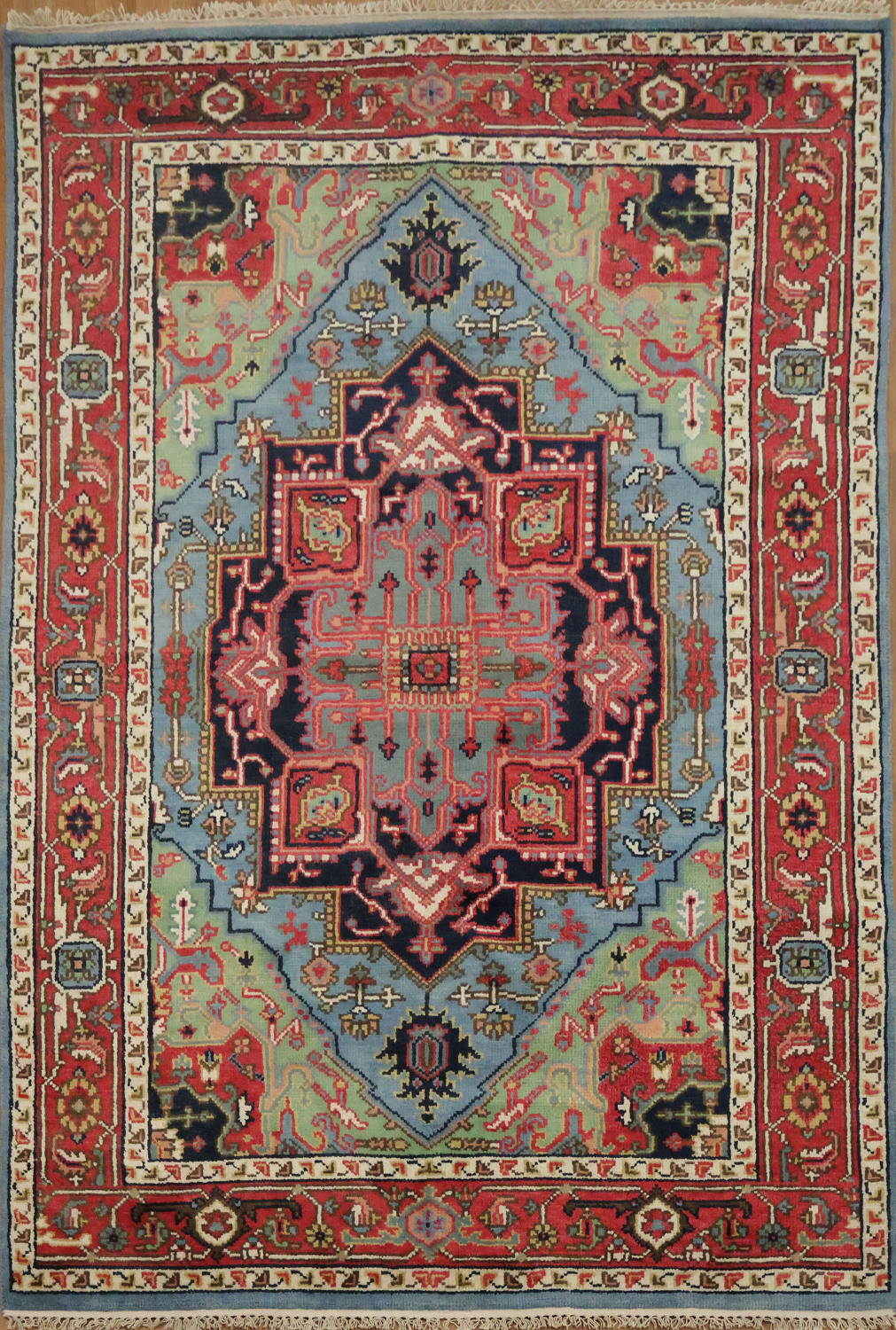 Traditional Light Blue and Pink Hand-Knotted Wool Rug 6'x9'