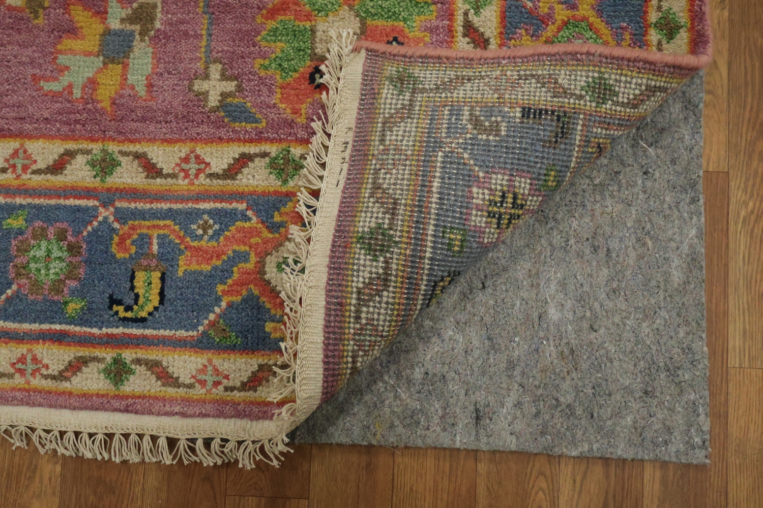 6'x9' Purple Vintage-Inspired Floral Rug for Elegant Spaces