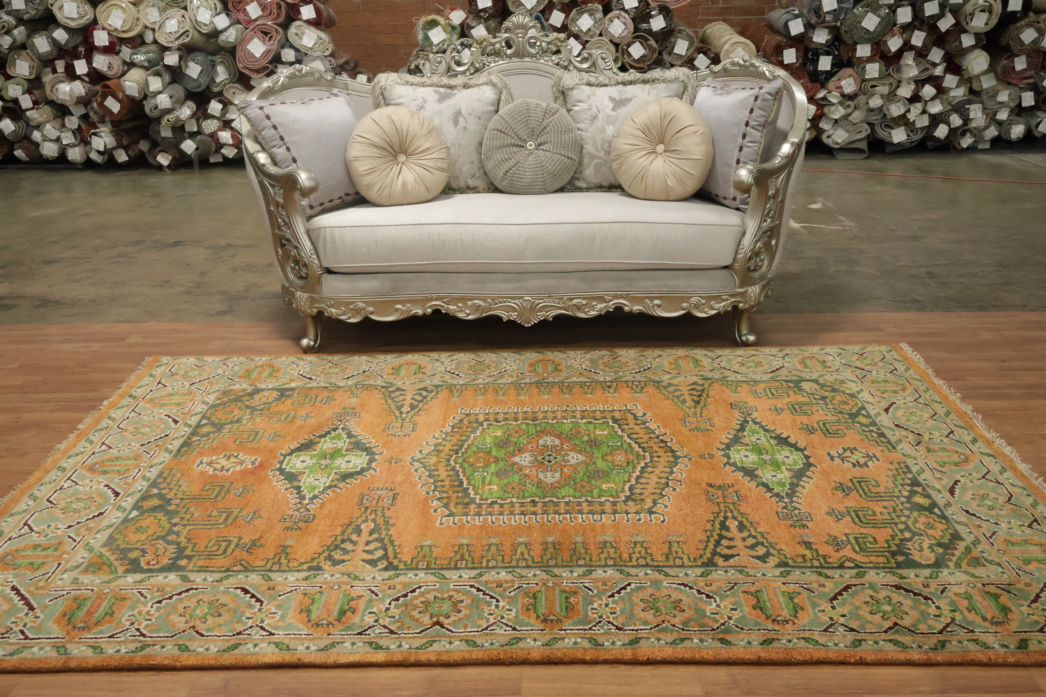 Elegant Orange and Green Viss Rug with Intricate Pattern Design 6'x9'