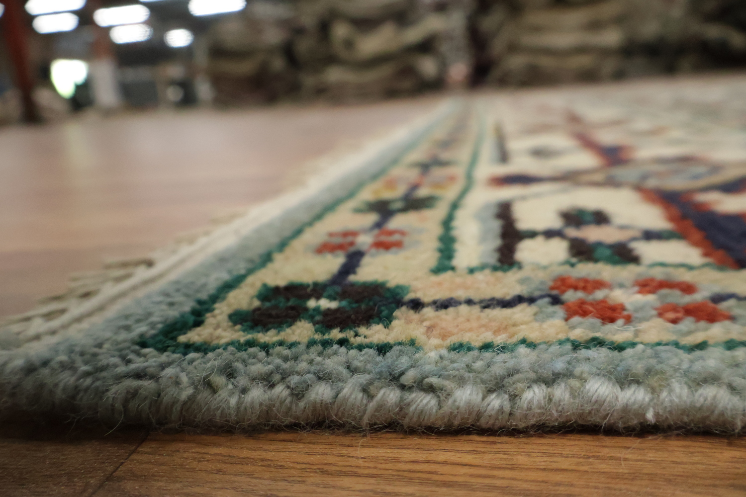 Luxurious Traditional Persian Style Rug Hand-Knotted Wool 6'x9'
