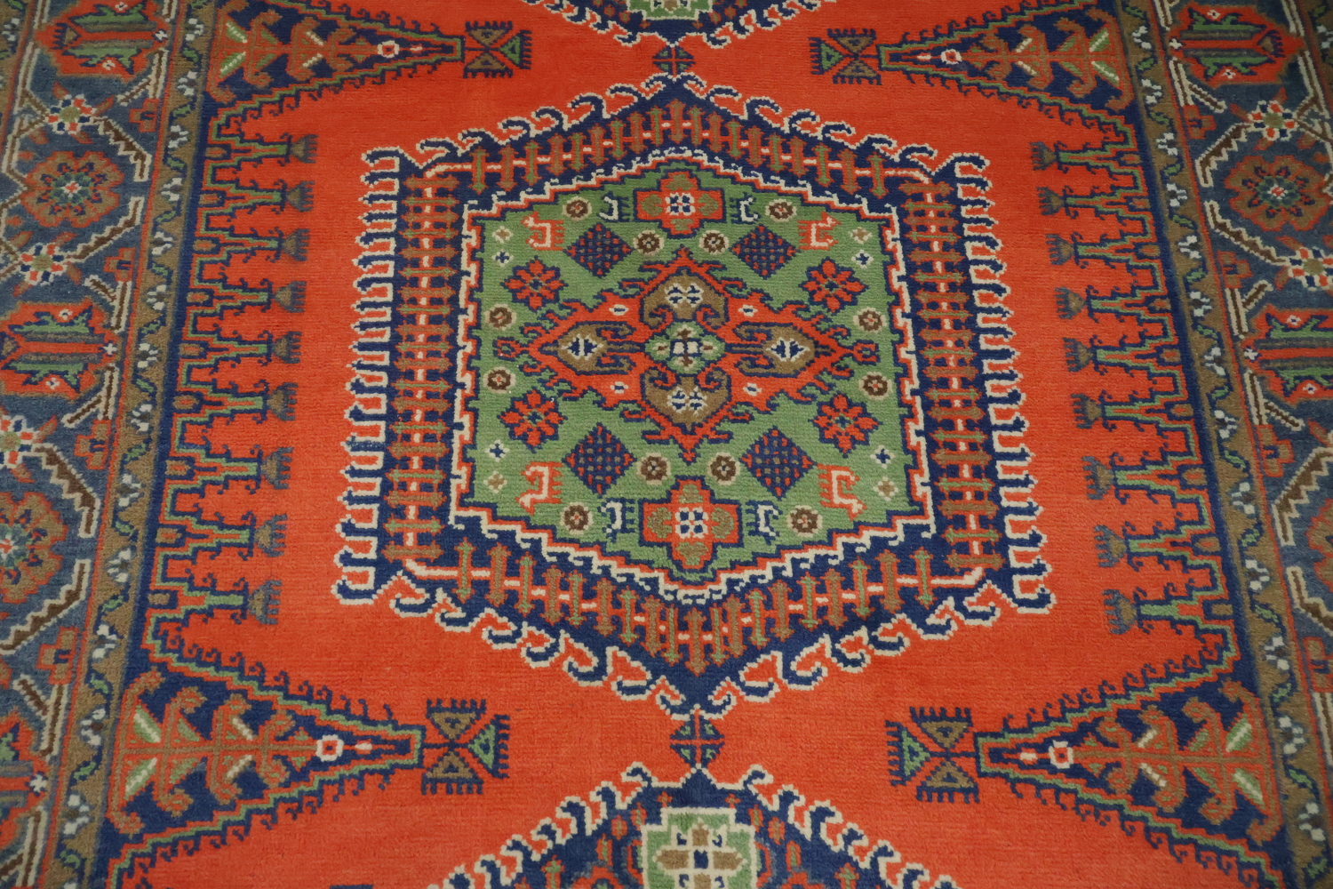 Vibrant Geometric Pattern Orange and Green Viss Area Rug 6x9 ft