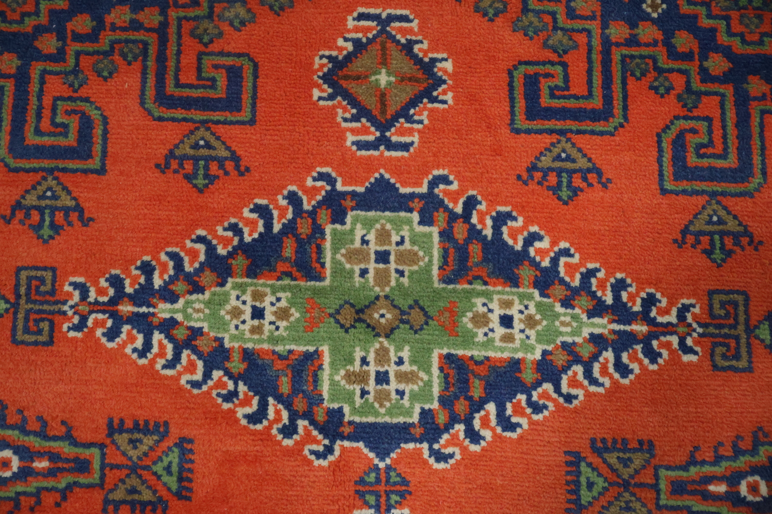 Vibrant Geometric Pattern Orange and Green Viss Area Rug 6x9 ft
