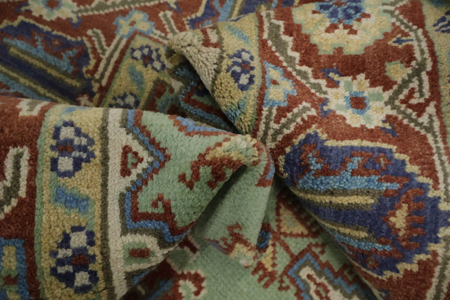Traditional tribal Mint Green Viss Rug with Detailed Blue Centerpiece 6'x9'