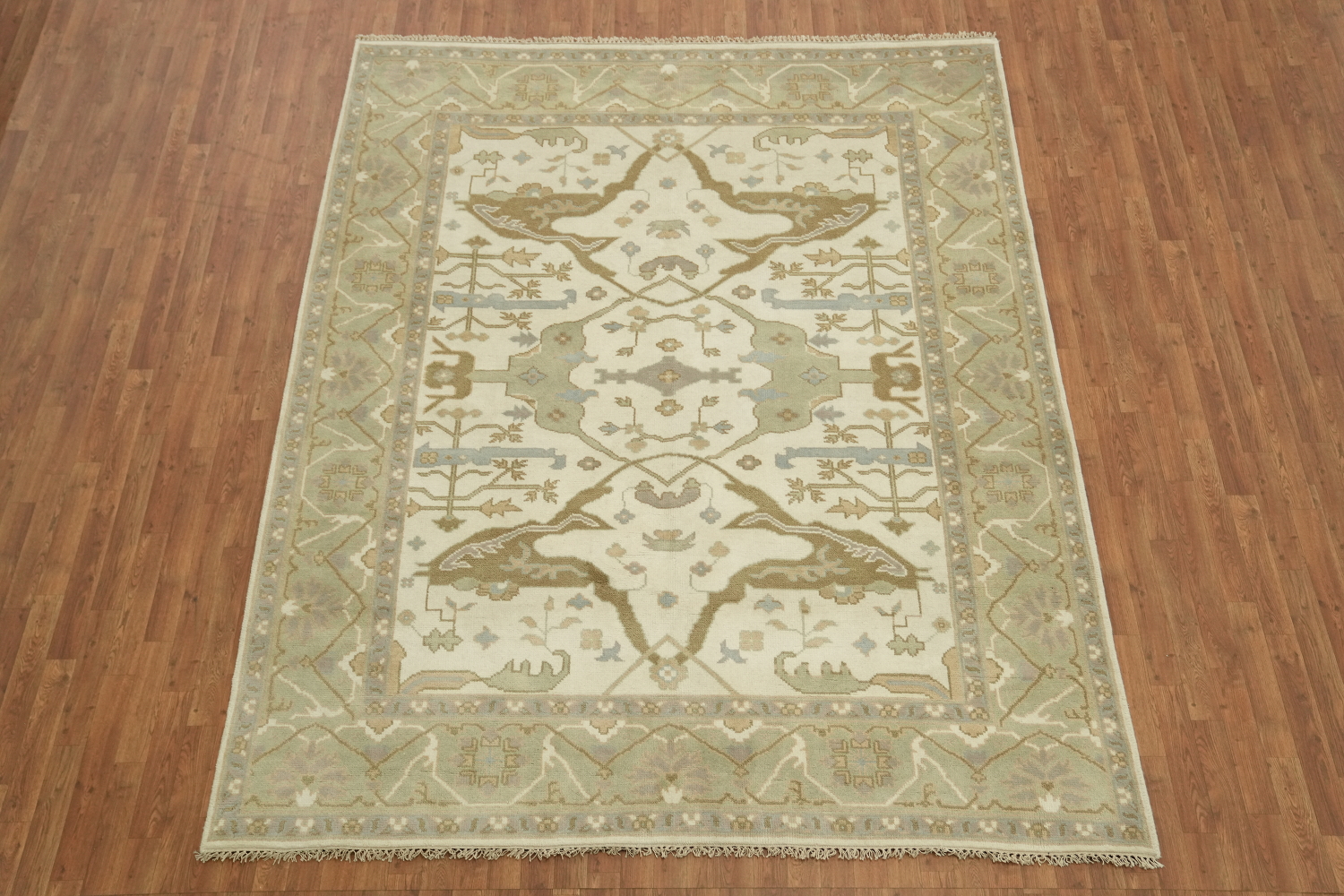 Elegant Beige and Blue Rug with Classic Oriental Design 8'x10'
