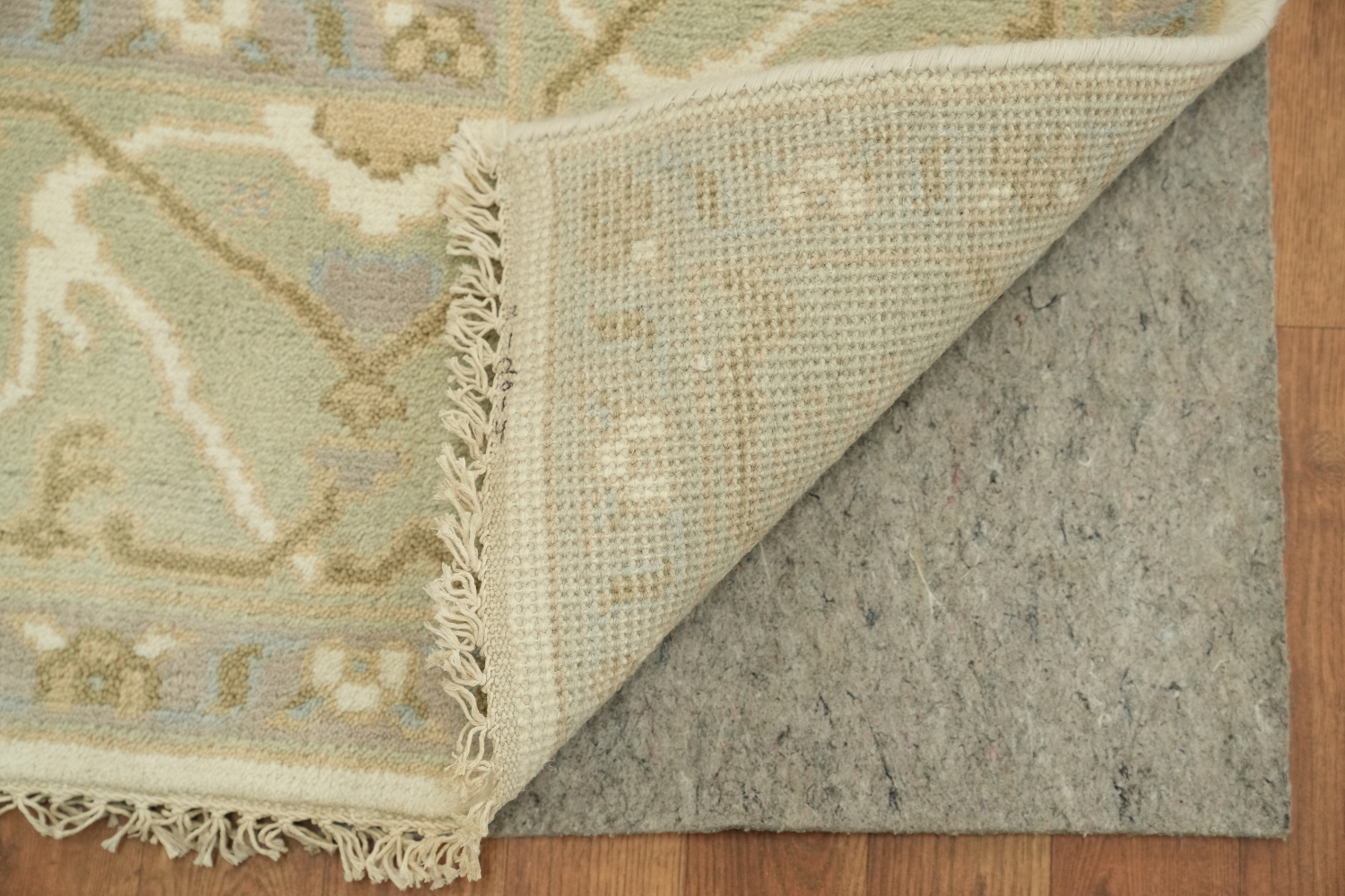 Elegant Beige and Blue Rug with Classic Oriental Design 8'x10'