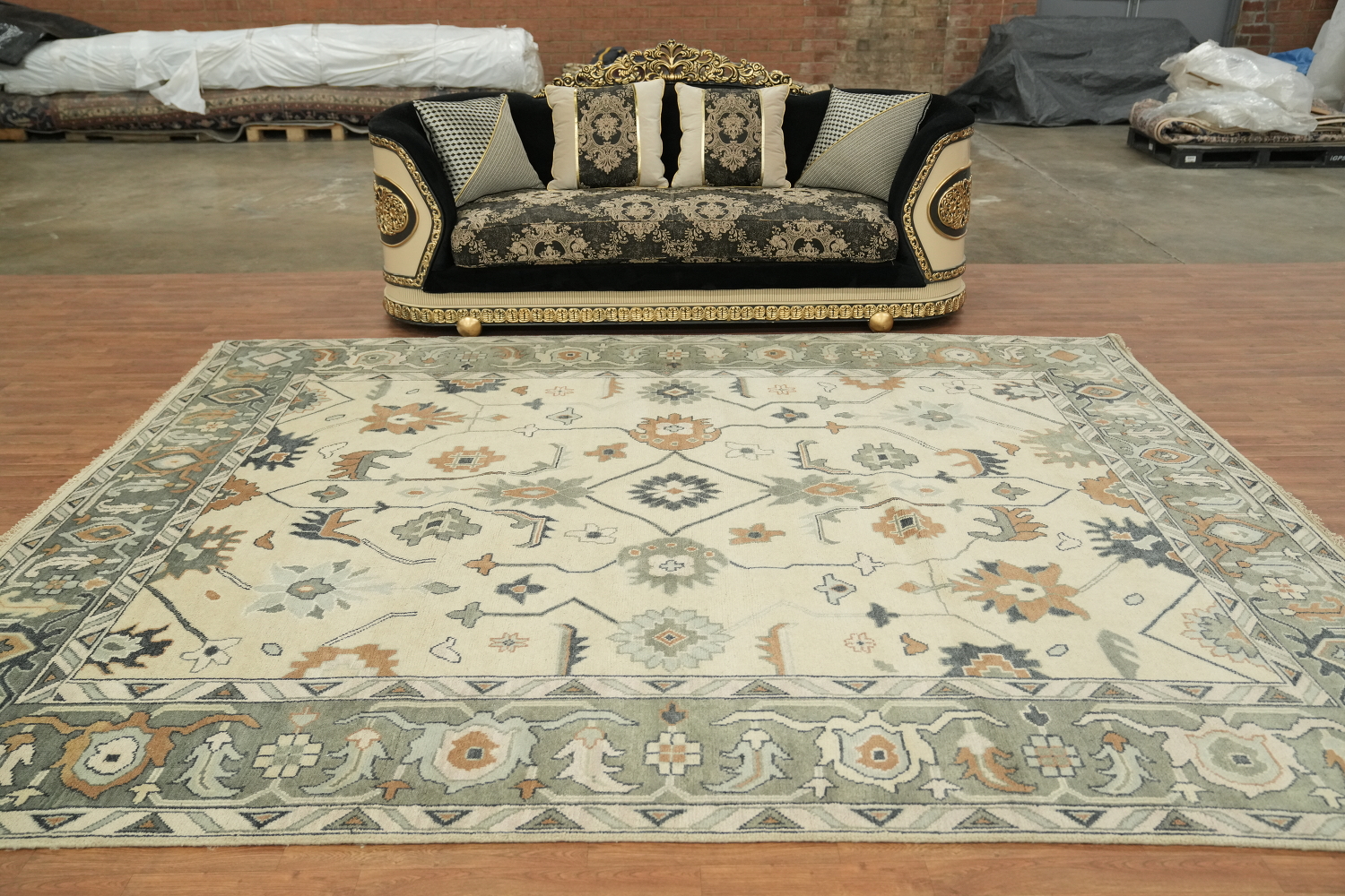 Traditional Ivory and Green Oushak Hand Made Area Rug 9x12